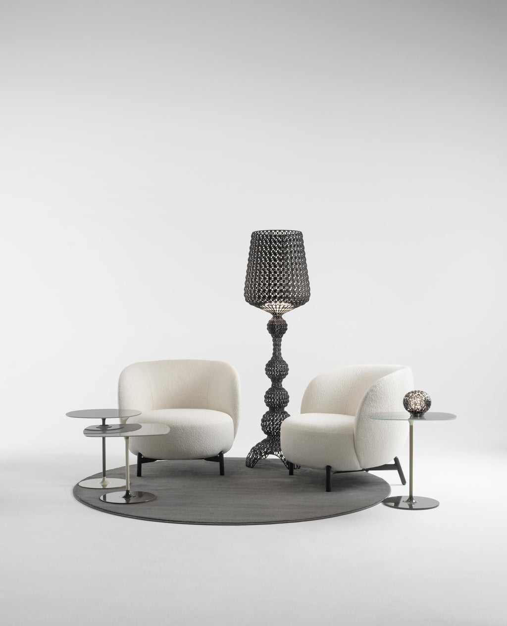 https://a.1stdibscdn.com/kartell-lunam-armchair-by-patricia-urquiola-for-sale-picture-8/f_45362/f_328700621676900193469/06245N1_4_master.jpg