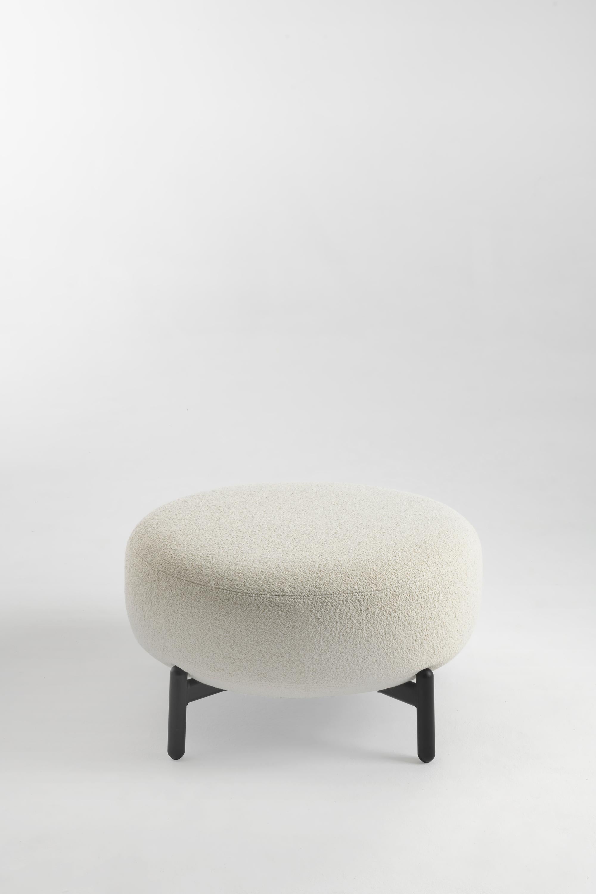 https://a.1stdibscdn.com/kartell-lunam-armchair-by-patricia-urquiola-for-sale-picture-13/f_45362/f_328700621676900193359/06249N1_master.jpg