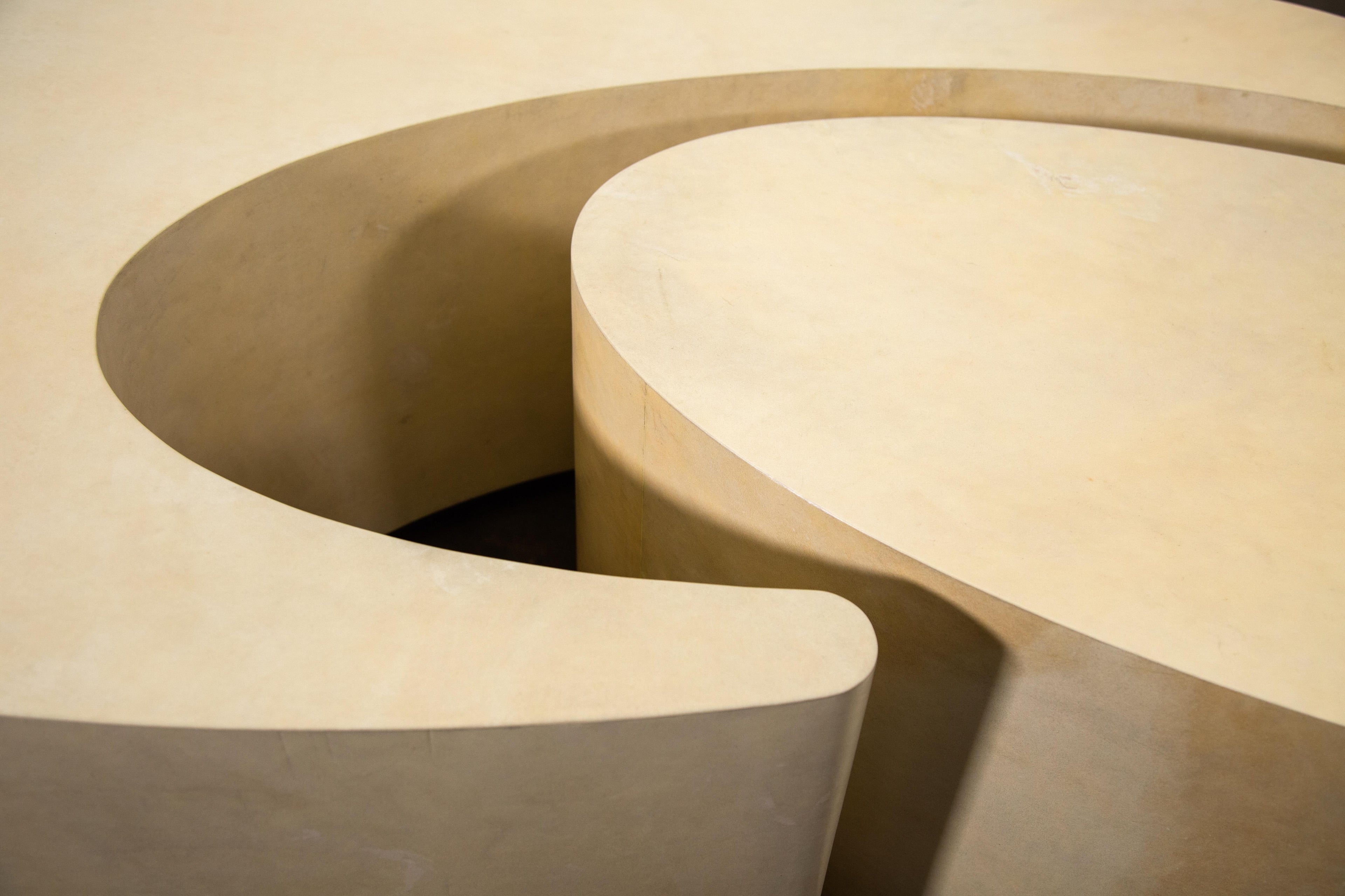 https://a.1stdibscdn.com/goatskin-modern-sculptural-nesting-cocktail-tables-from-costantini-cadenza-for-sale-picture-6/f_25173/f_242753621624471253996/06_Cadenza_Nesting_Tables_from_Costantini_master.jpg