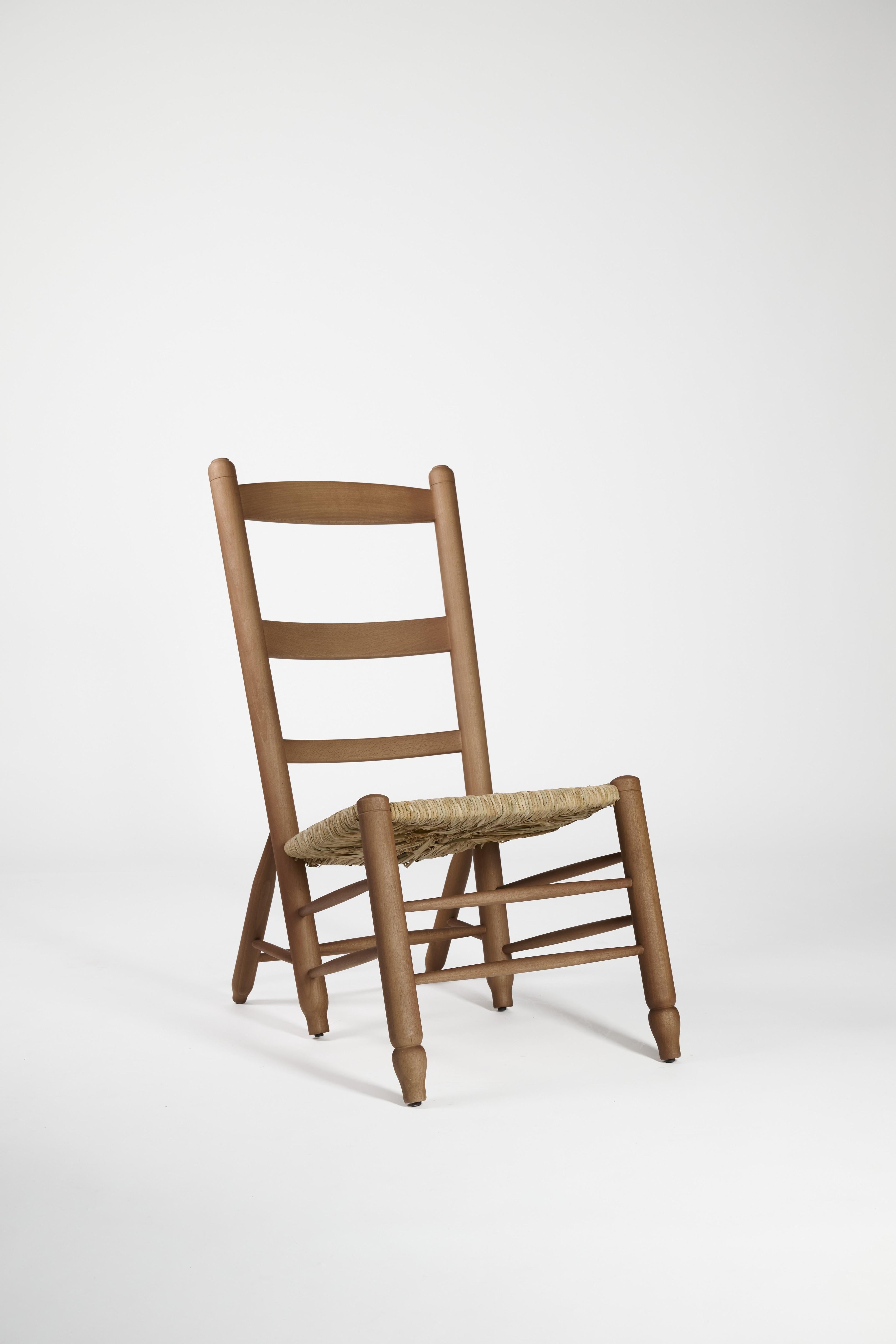 https://a.1stdibscdn.com/reissue-of-6-legged-chair-dalis-favorite-chair-for-sale-picture-2/f_78362/f_369184321768577649659/06_GALERINA_Sillas_Daniel_Scha_fer_014__master.jpg