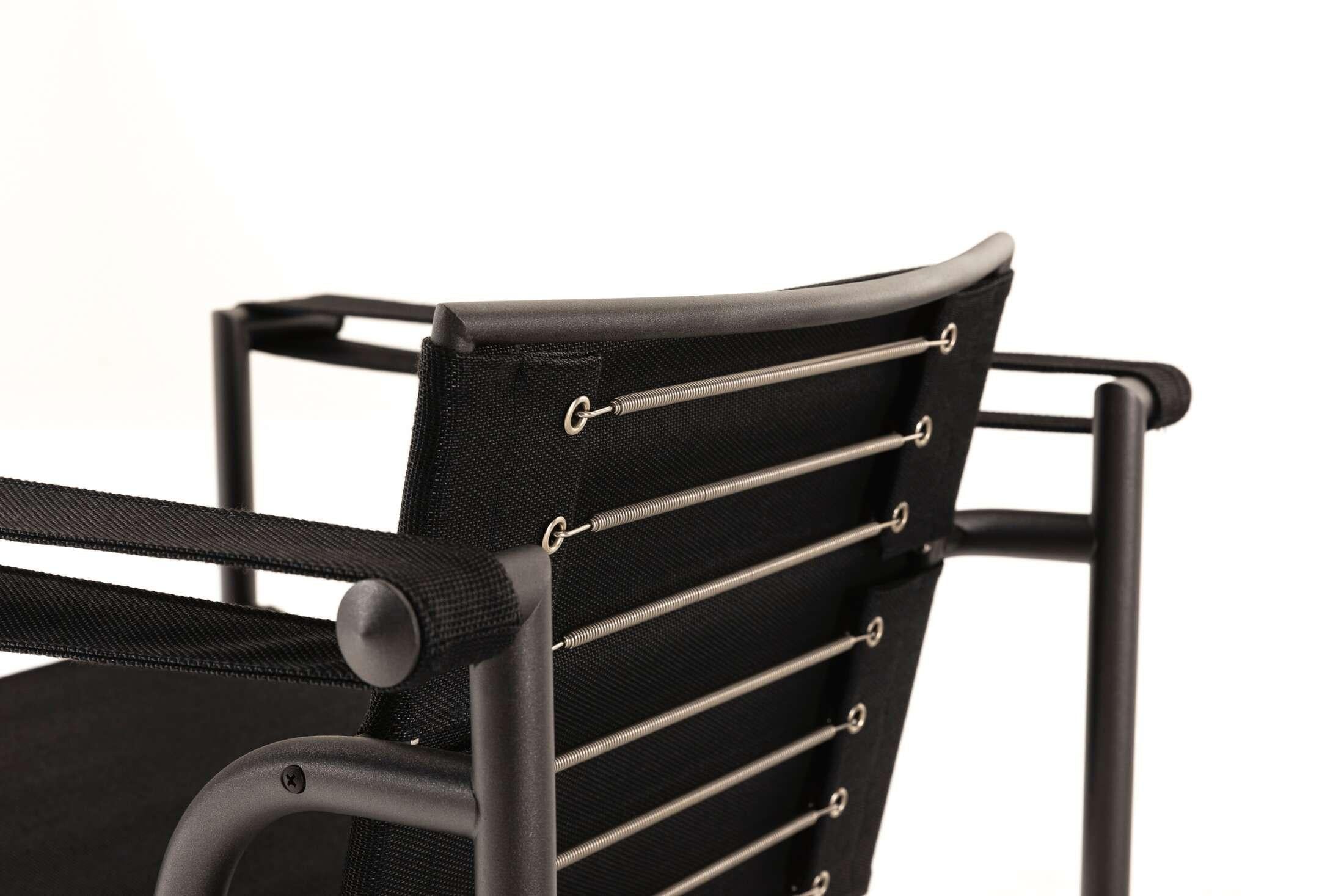 https://a.1stdibscdn.com/le-corbusier-pierre-jeanneret-charlotte-perriand-lc1-outdoor-chair-for-cassina-for-sale-picture-8/f_15912/f_299142321660040808137/06_dettagli_001_lc1_outdoor_chair_6_master.jpg