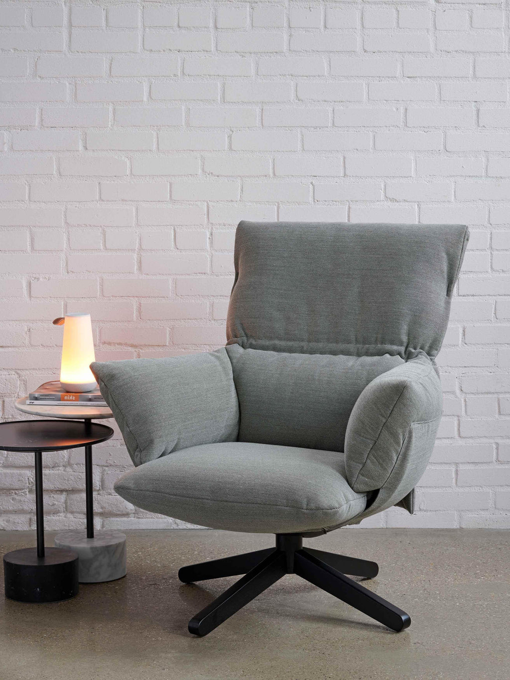 https://a.1stdibscdn.com/ludo-lounge-armchair-with-conical-base-by-patricia-urquiola-for-cappellini-for-sale-picture-7/f_16392/f_491423821773064626107/06_ludo_lounge_master.jpg