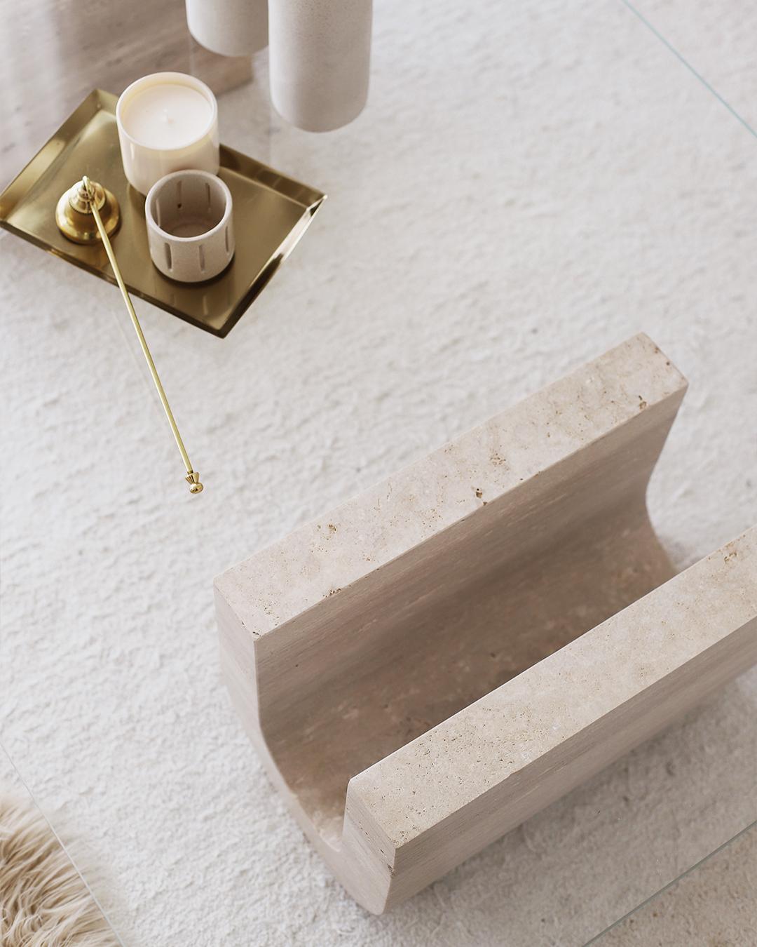 https://a.1stdibscdn.com/tonoz-travertine-coffee-table-iconic-design-glass-top-for-sale-picture-5/f_68572/f_381862121706707323779/06_master.jpg