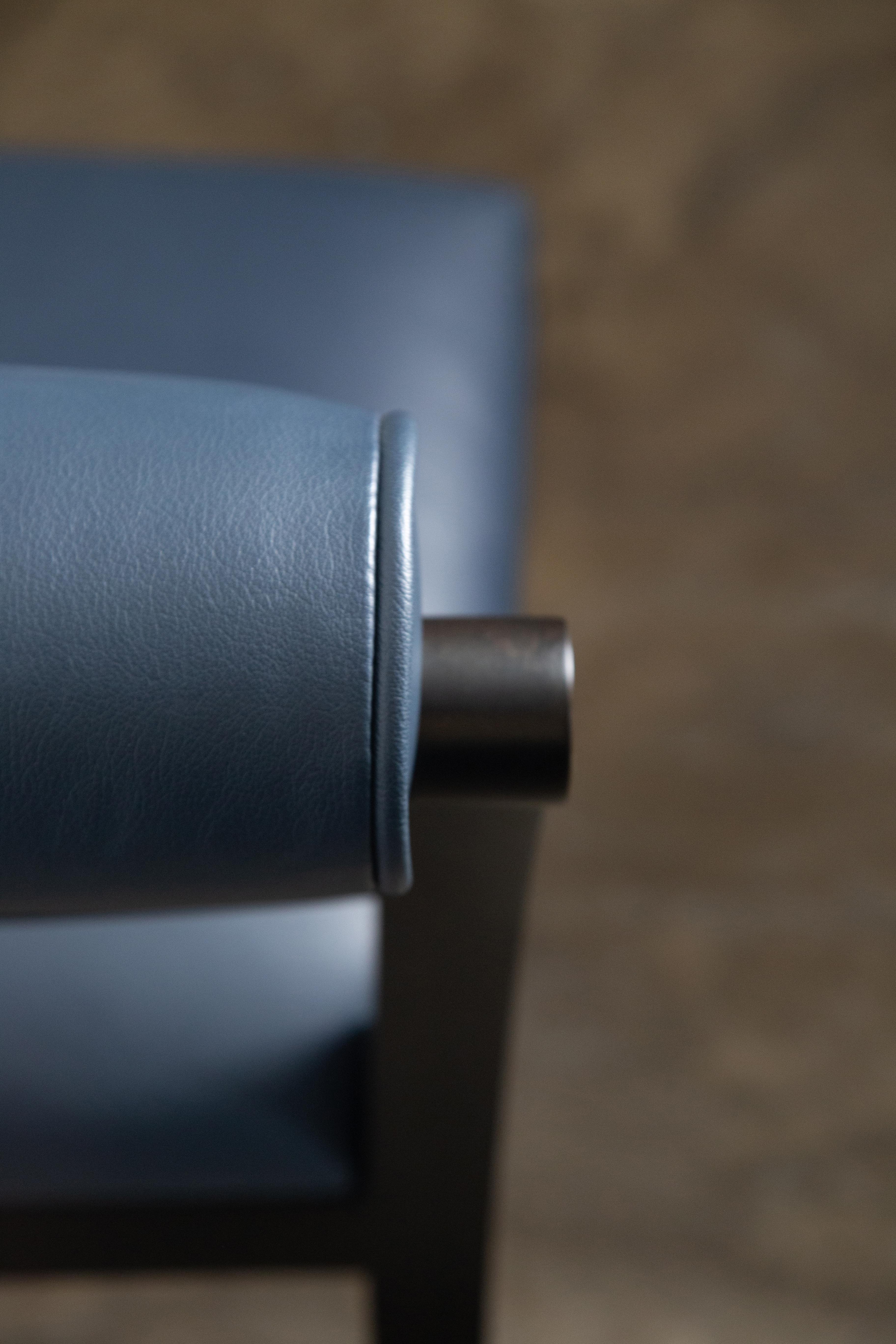 https://a.1stdibscdn.com/contemporary-art-deco-style-leather-dining-chair-by-costantini-gianni-for-sale-picture-9/f_25173/f_252463721631198507022/08_Gianni_Chair_from_Costantini_master.jpg