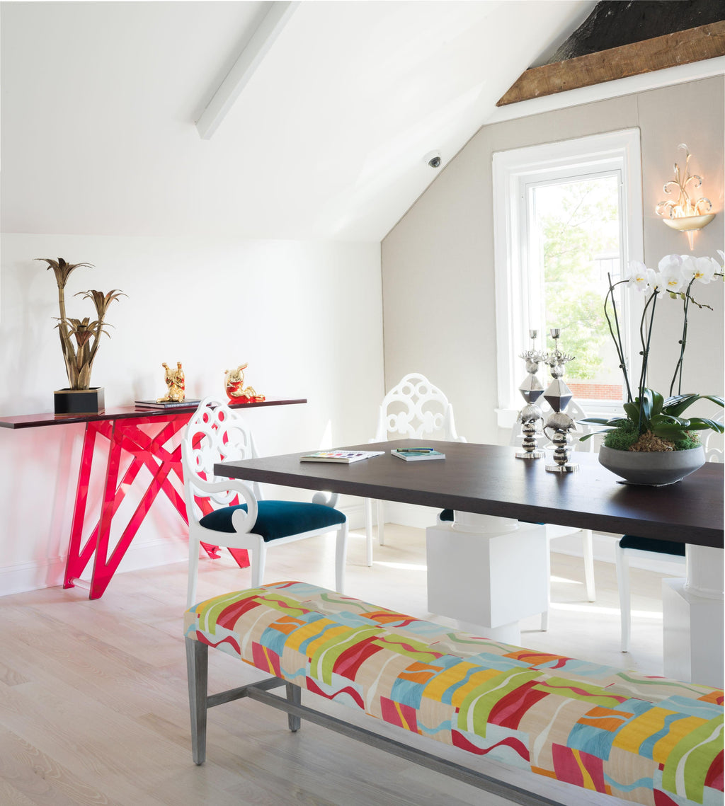 https://a.1stdibscdn.com/large-modern-dining-table-for-sale-picture-7/f_21233/f_117784511554391488490/092518_Tailored_Home_LandinoPhoto_002_master.jpg
