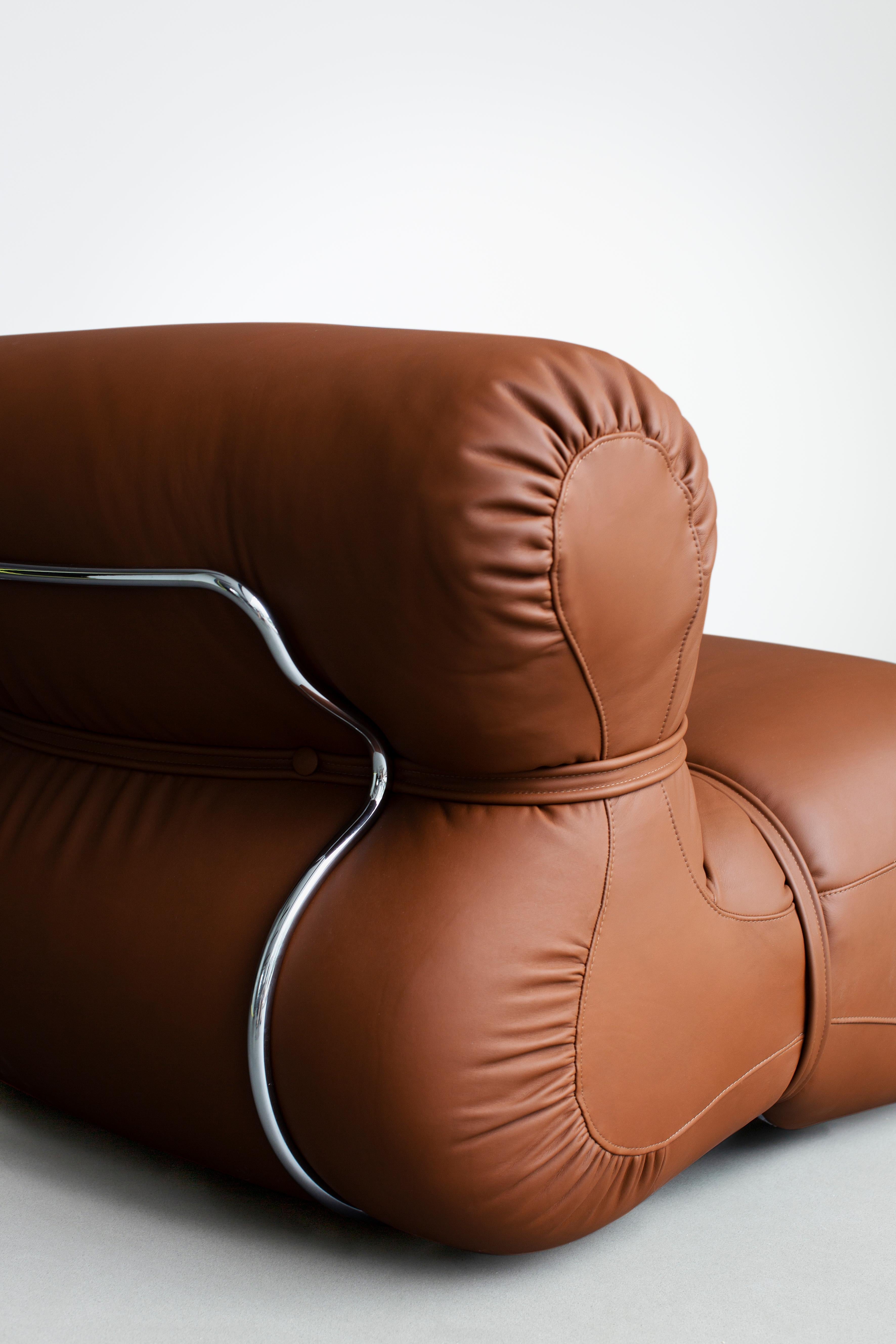 https://a.1stdibscdn.com/tacchini-orsola-sofa-designed-by-gastone-rinaldi-in-com-for-sale-picture-6/f_44652/f_255007021632852969983/09_TACCHINI_GASTONERINALDI_ORSOLA_SilviaRivoltella_master.jpg