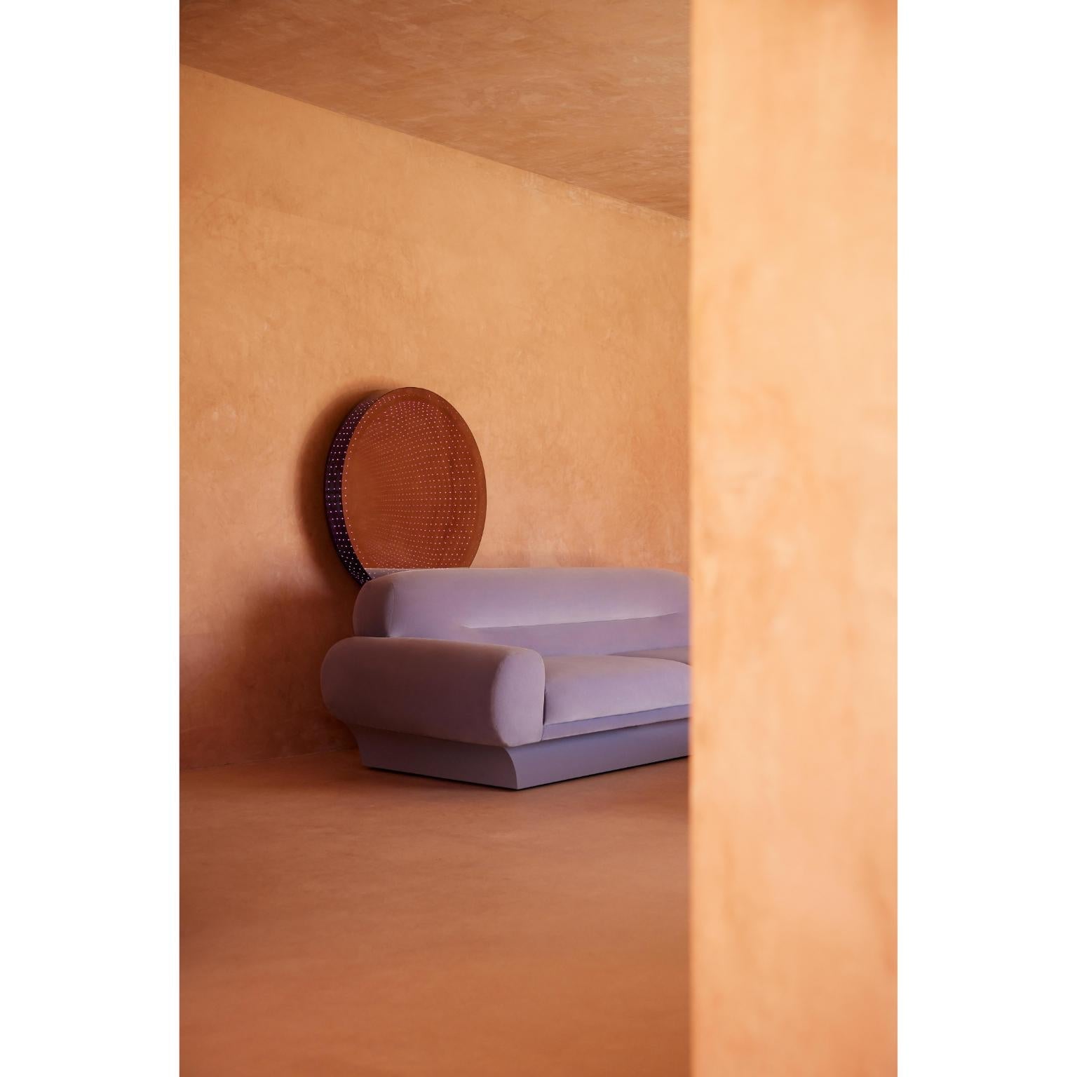 https://a.1stdibscdn.com/roy-290-sofa-by-munna-for-sale-picture-4/f_12192/f_435969721739365505059/0_Munna_Lifestyle_Editorial_6__master.jpg
