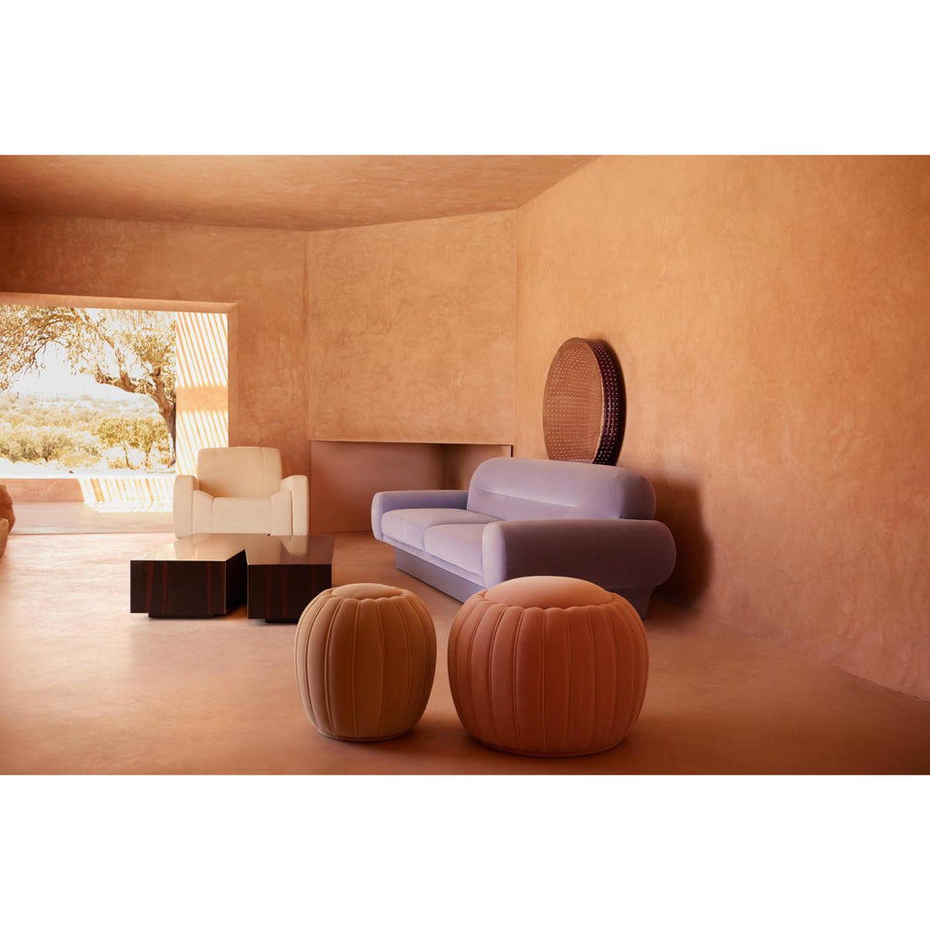 https://a.1stdibscdn.com/roy-290-sofa-by-munna-for-sale-picture-6/f_12192/f_435969721739365505837/0_Munna_Lifestyle_Editorial_8__master.jpg
