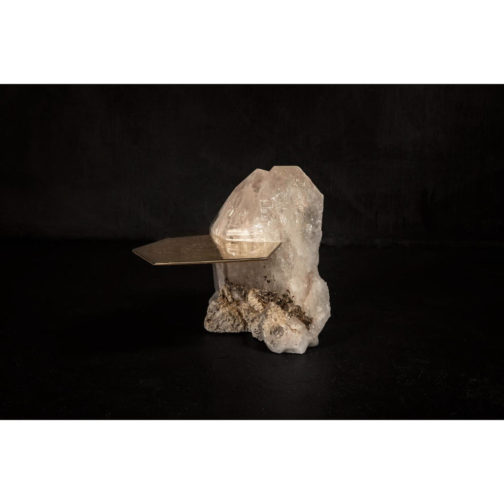 https://a.1stdibscdn.com/ialino-one-of-a-kind-sculptural-coffee-table-in-crystal-quartz-by-alex-turco-for-sale-picture-2/f_12192/f_488878321771510301405/0_master.jpg