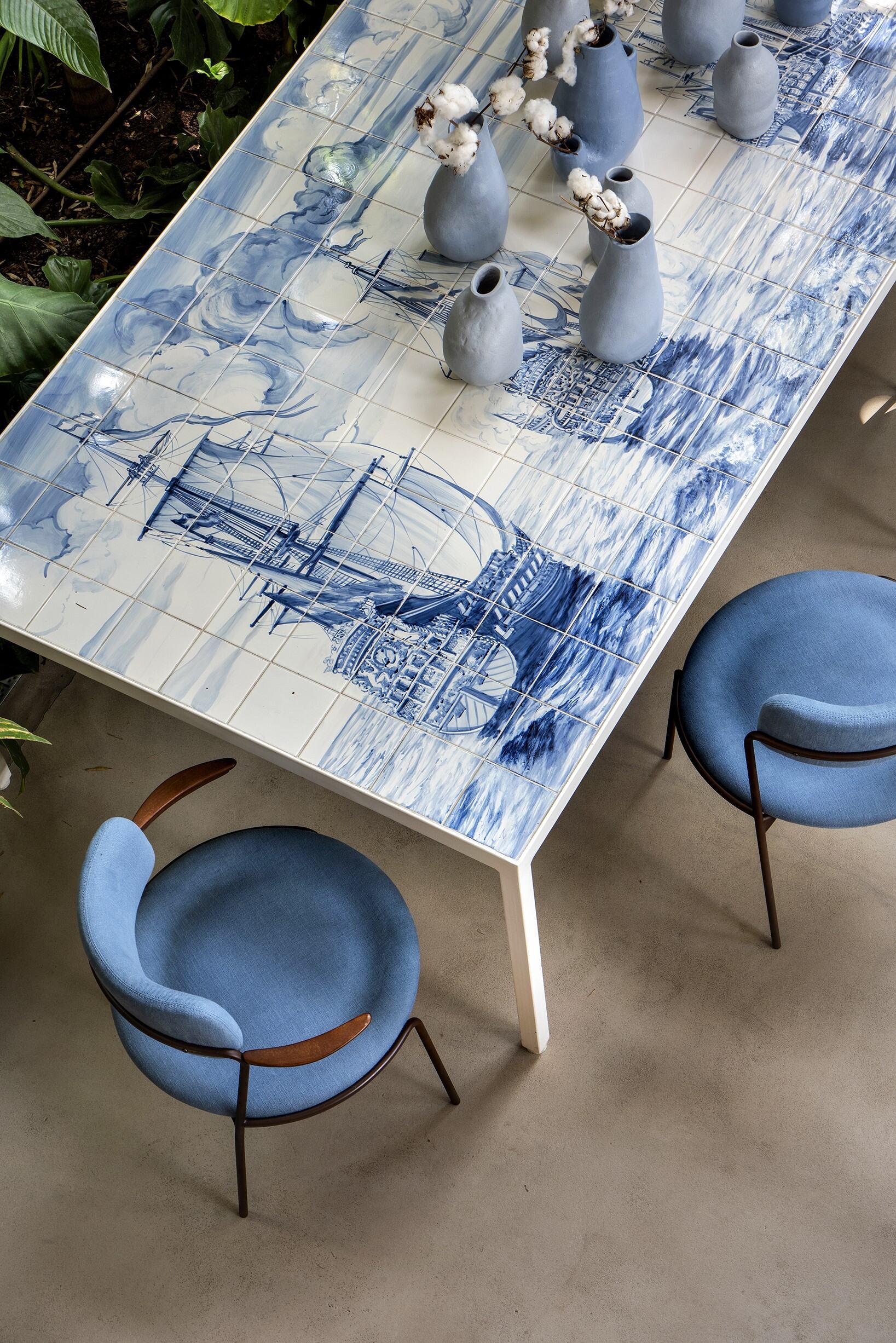 https://a.1stdibscdn.com/mesa-portuguesa-com-certeza-by-marcio-kogan-hand-painted-tile-metal-table-for-sale-picture-3/f_104502/f_451537321748008044396/0e99cf94_7028_4151_8a9f_66b313c116a0_master.jpg