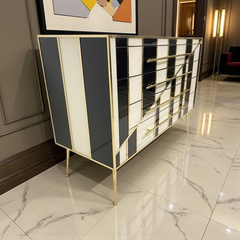 https://a.1stdibscdn.com/luxury-black-and-white-chest-of-drawers-handmade-in-italy-by-justfurnituress-for-sale-picture-13/f_96292/f_463503221755728800496/1000082485_master.jpg?width=768