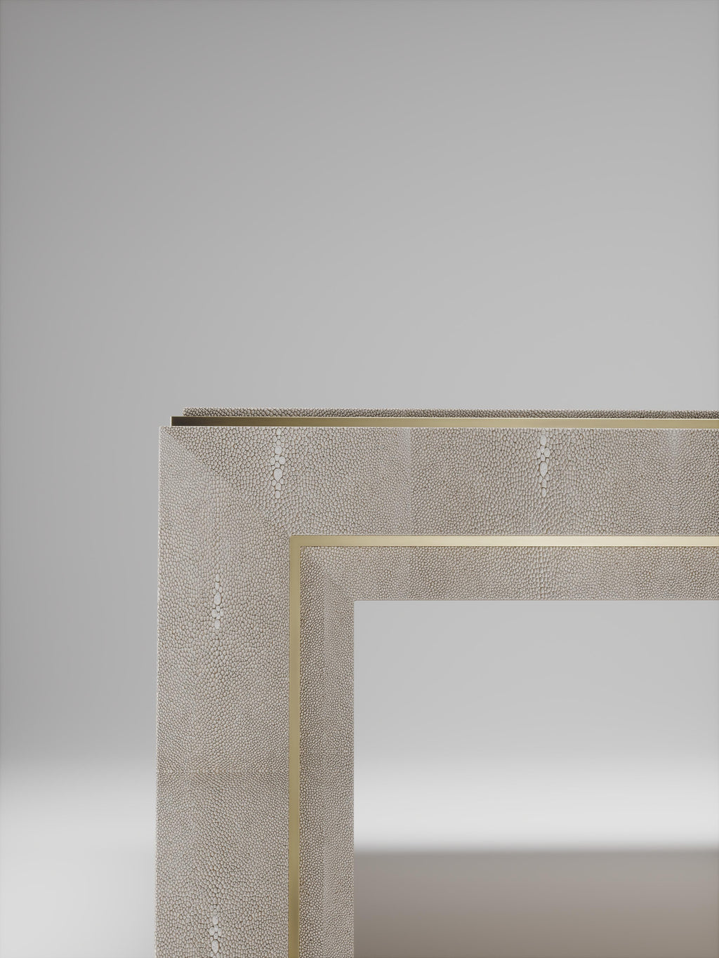 https://a.1stdibscdn.com/shagreen-coffee-table-with-bronze-patina-brass-accents-by-r-y-augousti-for-sale-picture-5/f_45491/f_247691121628064397217/10004_master.jpg