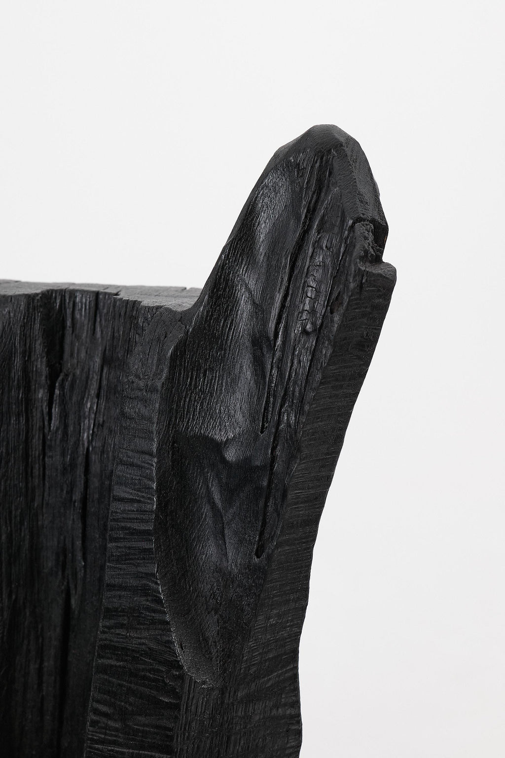 https://a.1stdibscdn.com/logniture-brutalist-sculptural-armhair-solid-burnt-oak-wood-organic-1-1-for-sale-picture-16/f_80402/f_436331821739554901910/_1002659_master.jpg