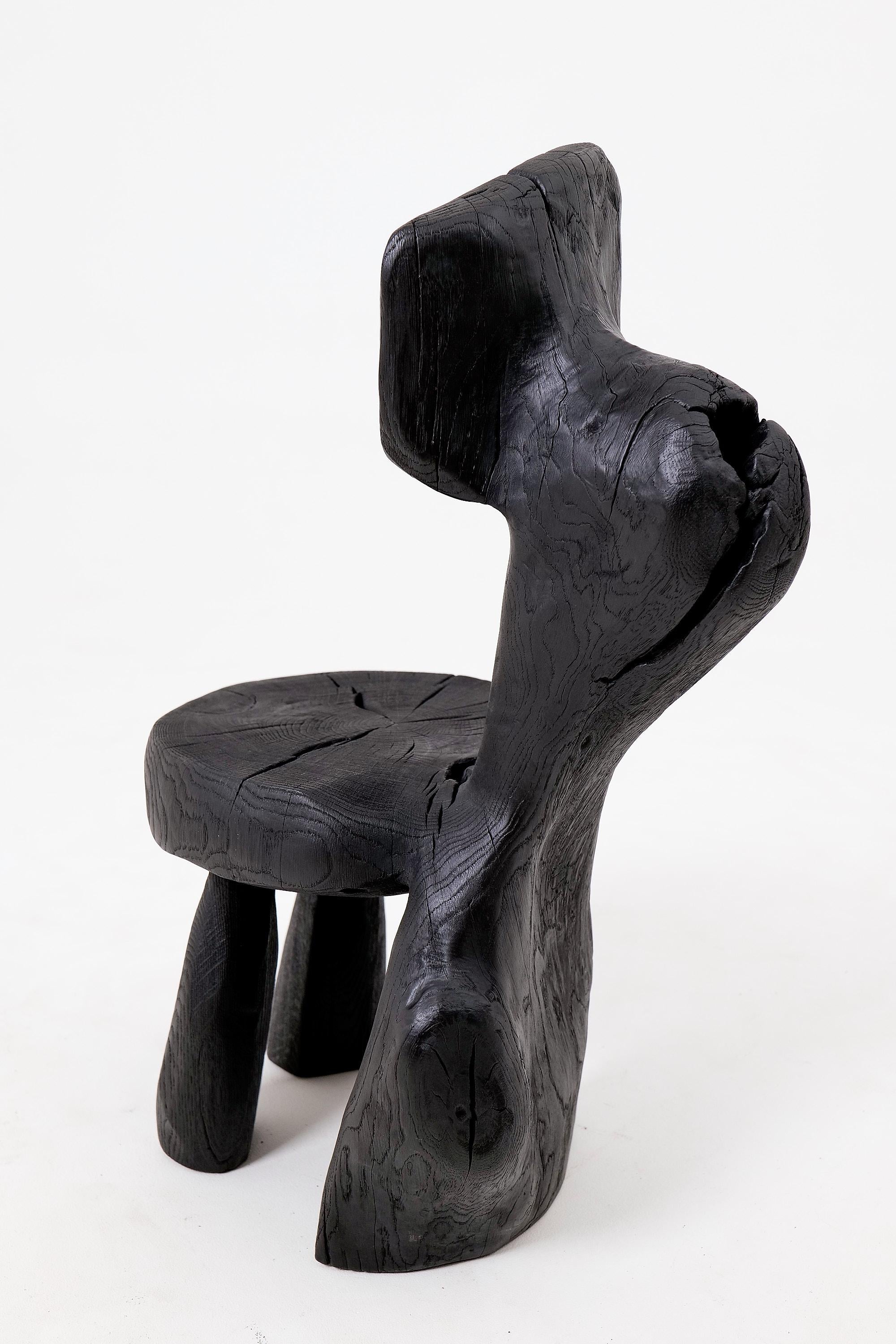 https://a.1stdibscdn.com/brutalist-sculptural-chair-carved-solid-wood-oak-black-rustic-logniture-for-sale-picture-5/f_80402/f_487645921770827782784/_1005018_master.jpg