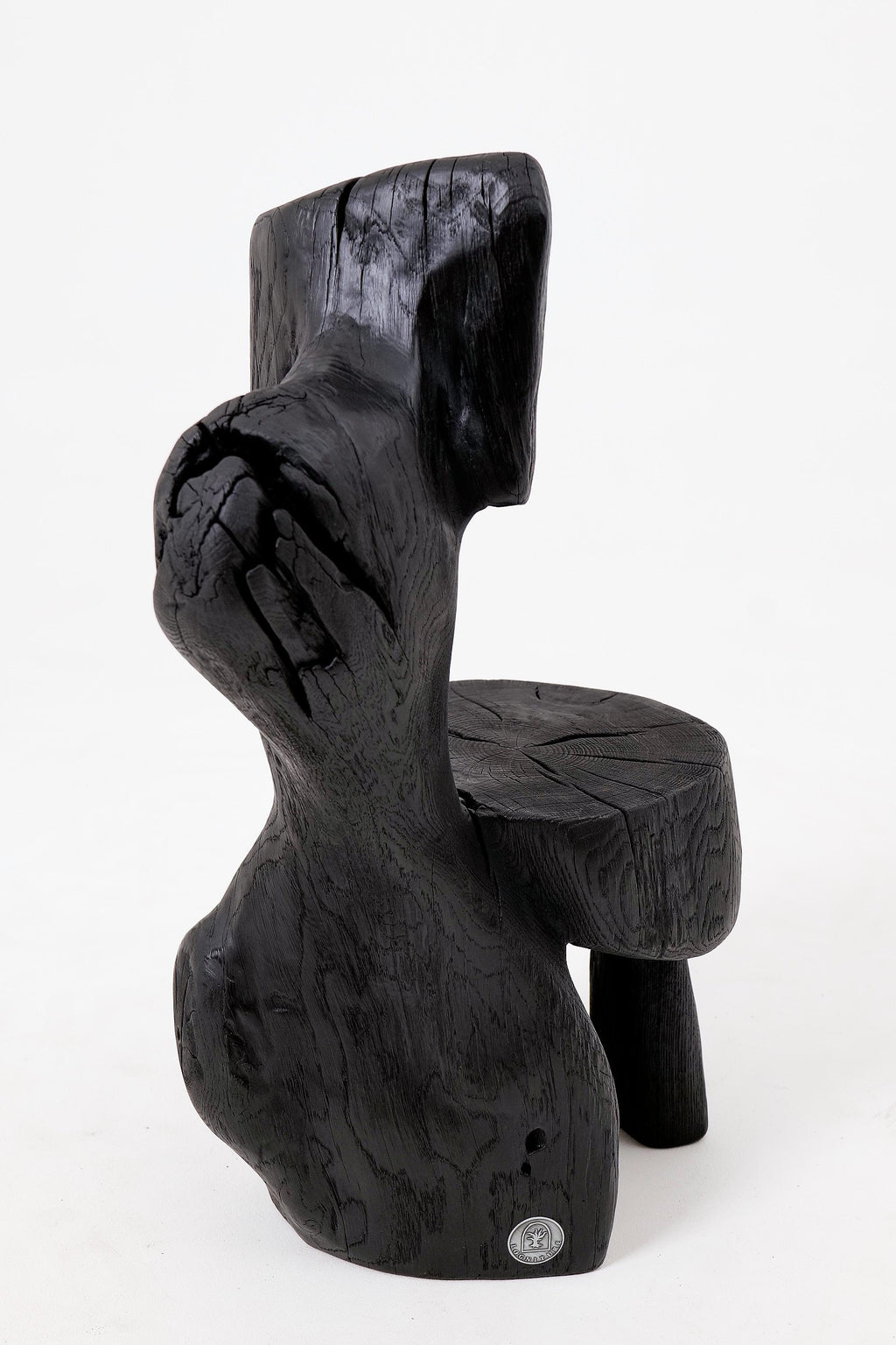 https://a.1stdibscdn.com/brutalist-sculptural-chair-carved-solid-wood-oak-black-rustic-logniture-for-sale-picture-7/f_80402/f_487645921770827782799/_1005020_master.jpg