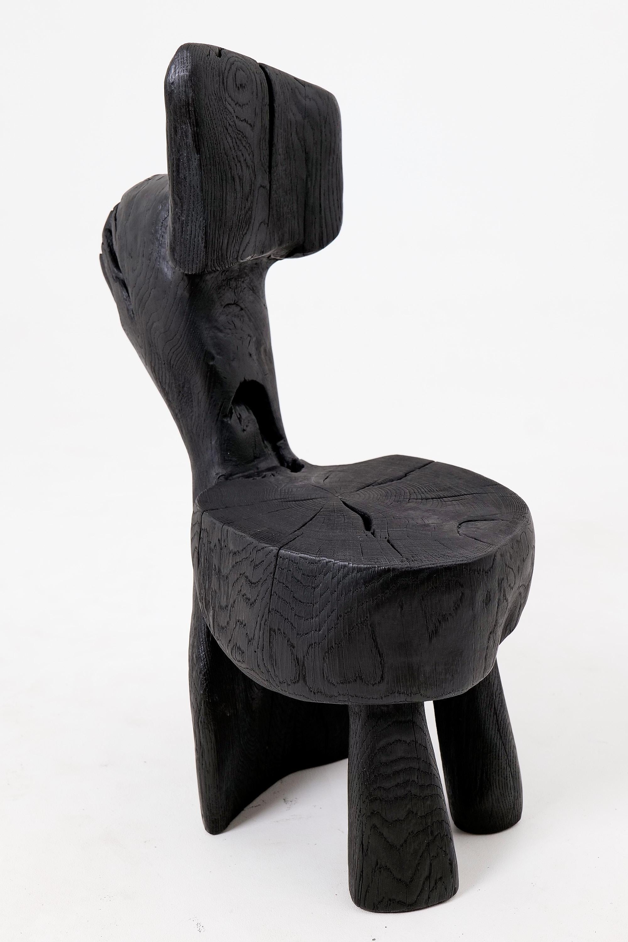 https://a.1stdibscdn.com/brutalist-sculptural-chair-carved-solid-wood-oak-black-rustic-logniture-for-sale-picture-11/f_80402/f_487645921770827783562/_1005025_master.jpg