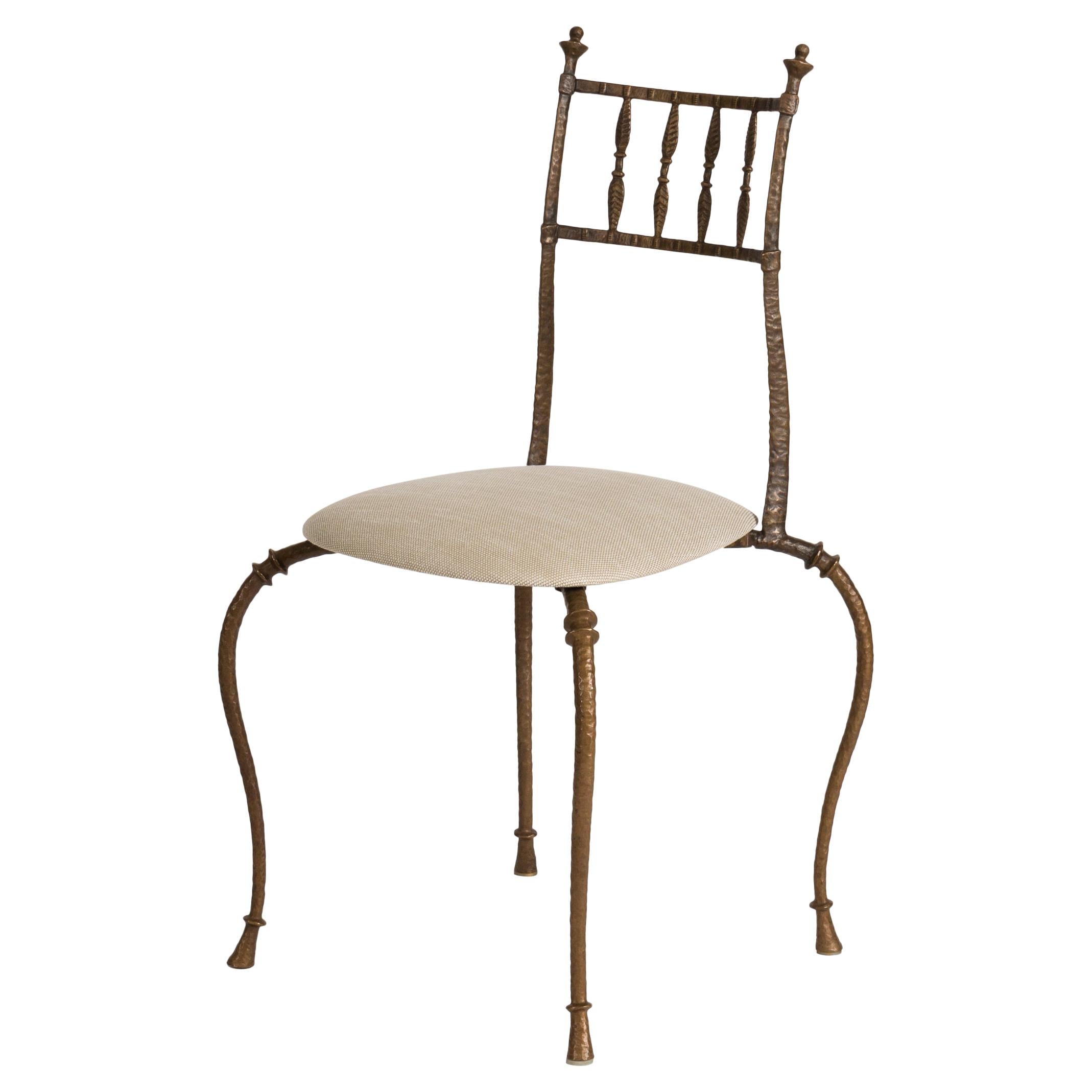 https://a.1stdibscdn.com/franck-evennou-club-chair-france-2000-for-sale/1121189/f_102130711586994198570/10213071_master.jpg