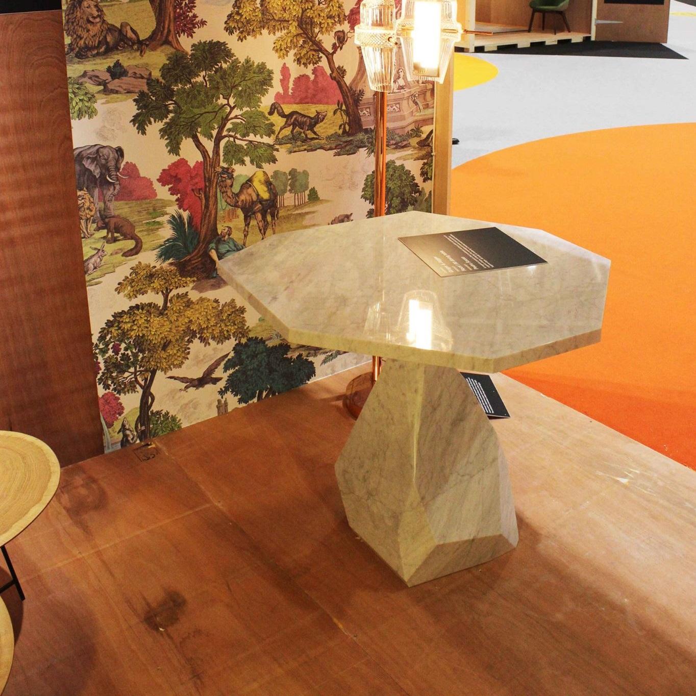 https://a.1stdibscdn.com/35-diameter-sculptural-pedestal-table-in-marble-for-sale-picture-5/f_27693/f_337665421681293111177/10269180_683641115004754_1852158592933020237_o_master.jpg