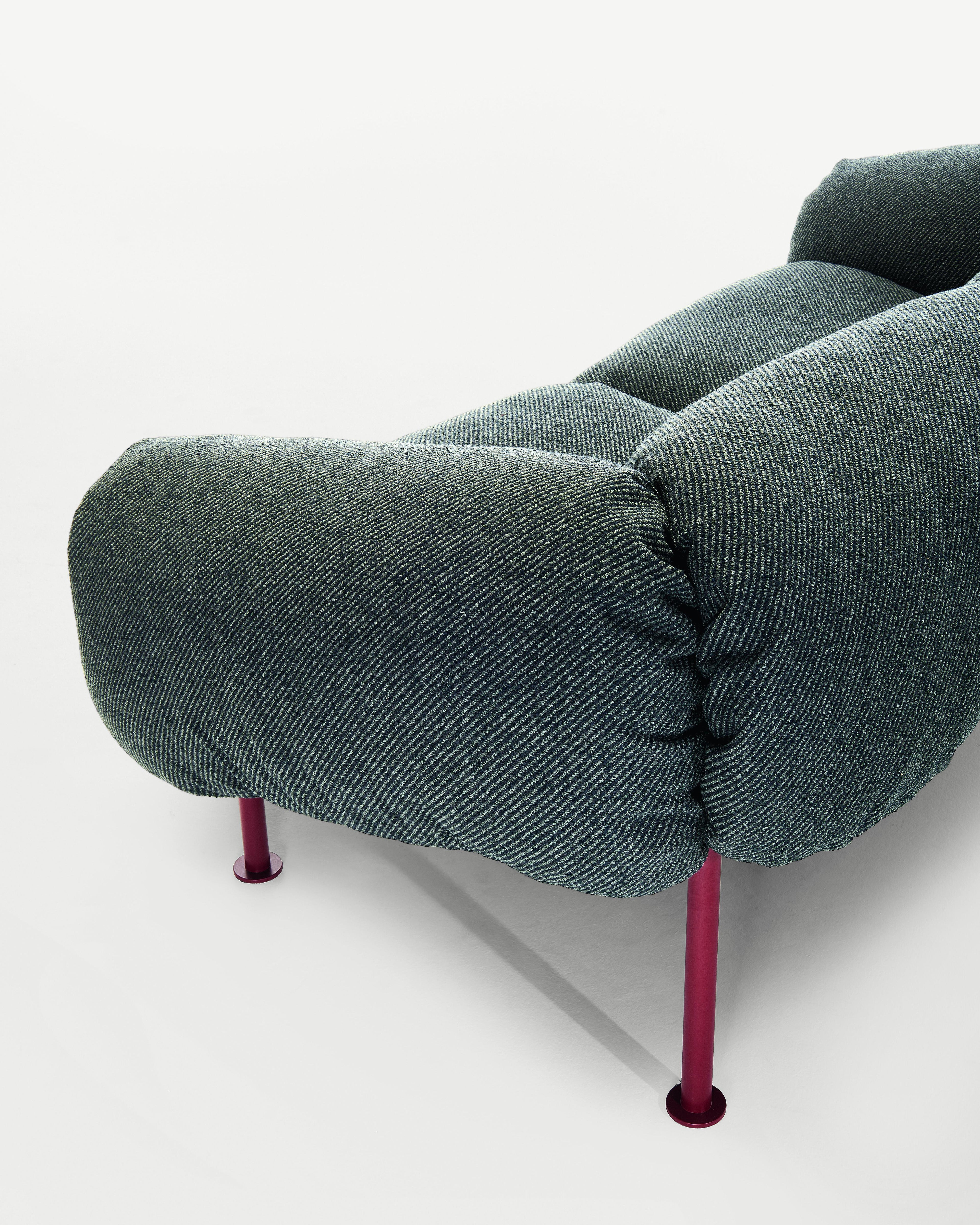 https://a.1stdibscdn.com/customizable-zanotta-zaza-sofa-by-studio-zaven-for-sale-picture-8/f_44652/f_363390821695755597900/1045_IP10_Quid40357_OK_master.jpg