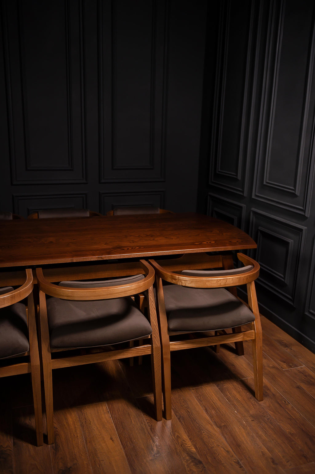 https://a.1stdibscdn.com/acline-brown-solid-wood-dining-table-for-sale-picture-10/f_82682/f_423619421731955965150/104_master.jpg