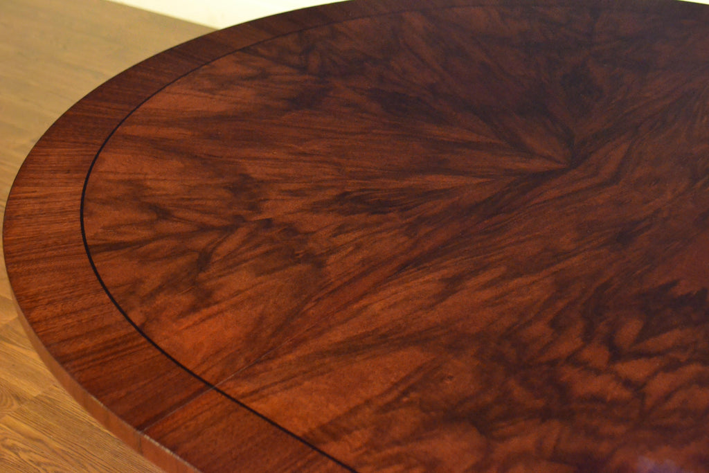 https://a.1stdibscdn.com/round-walnut-georgian-style-pedestal-dining-table-by-leighton-hall-for-sale-picture-3/f_44162/f_135451021549140817015/105_master.JPG