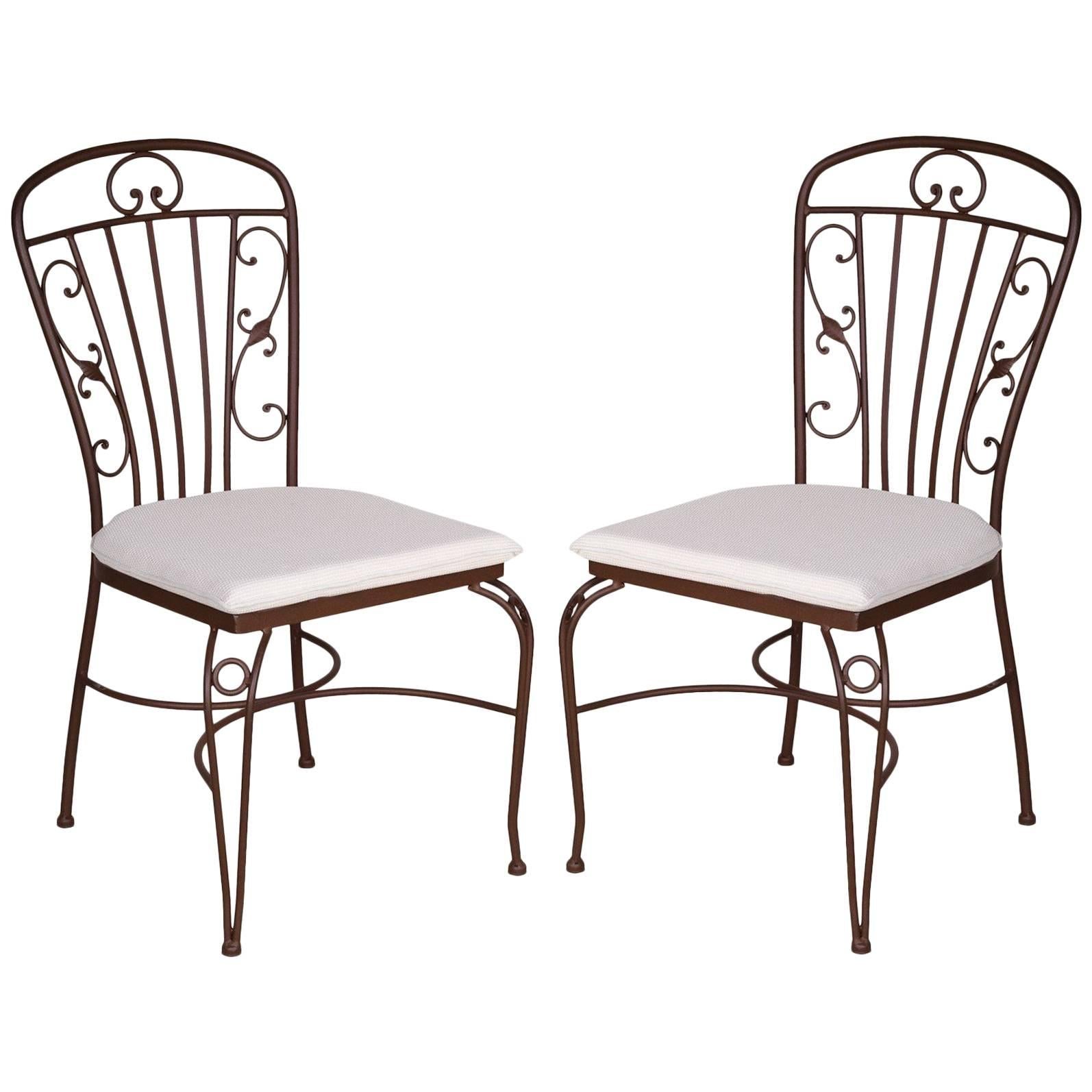 https://a.1stdibscdn.com/pair-of-two-garden-chairs-in-brown-wrought-iron-for-sale/1121189/f_108209731526711309281/10820973_master.jpg