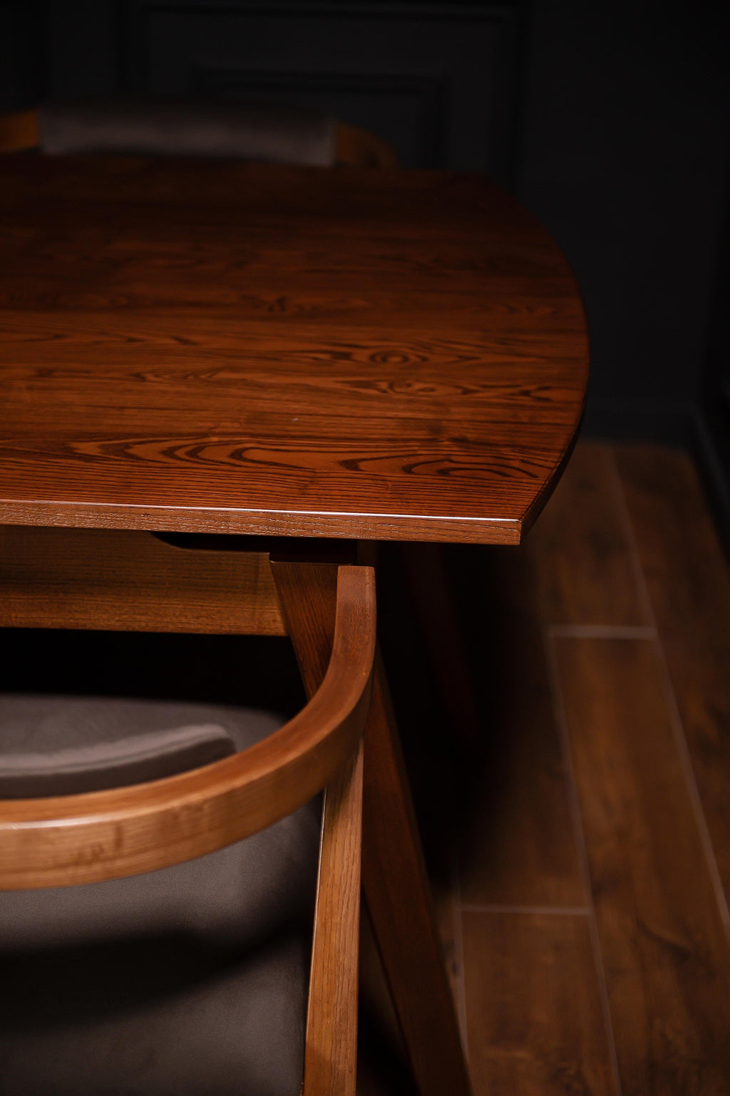https://a.1stdibscdn.com/acline-brown-solid-wood-dining-table-for-sale-picture-12/f_82682/f_423619421731955968044/109_master.jpg
