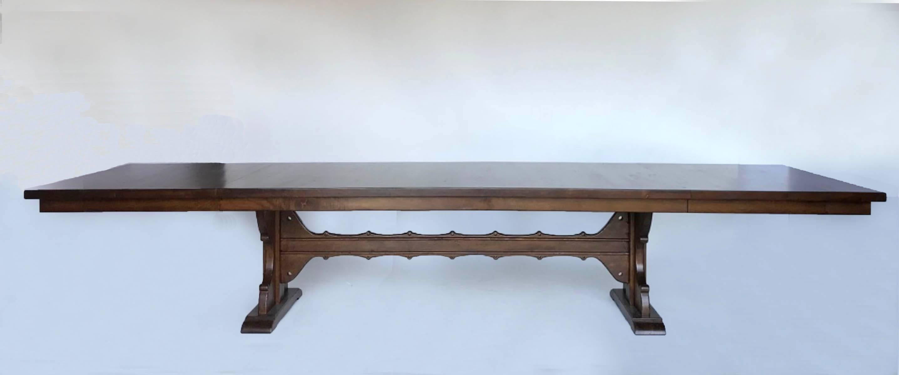 https://a.1stdibscdn.com/dos-gallos-custom-monastery-table-with-leaves-for-sale-picture-3/f_7978/f_108651711527023986019/10_10mod3det2_master.jpg