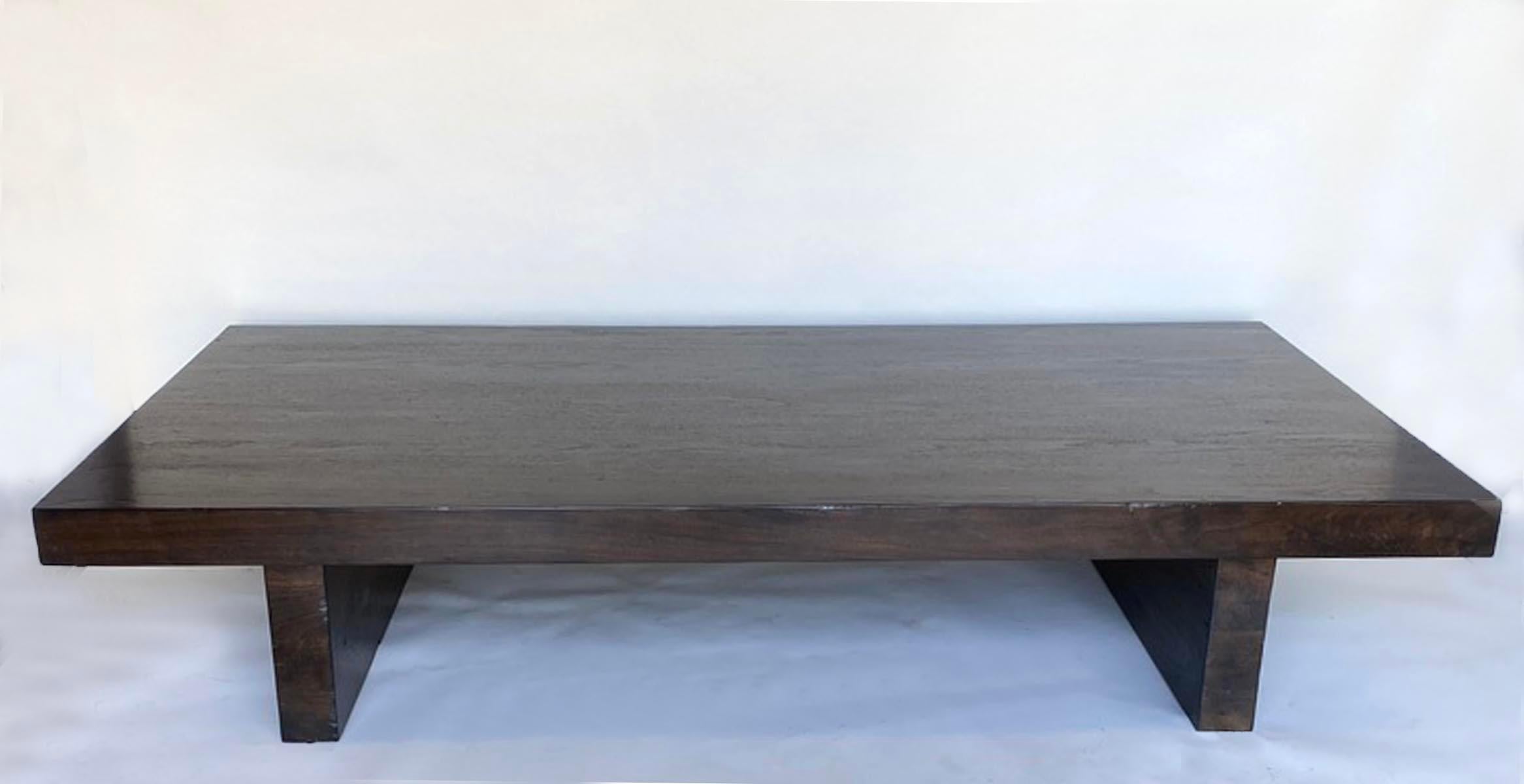 https://a.1stdibscdn.com/custom-walnut-coffee-table-for-sale-picture-2/f_7978/f_242385721624219686872/10_112mod6det2_master.jpg