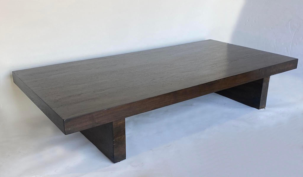 https://a.1stdibscdn.com/custom-walnut-coffee-table-for-sale-picture-3/f_7978/f_242385721624219692326/10_112mod6det3_master.jpg