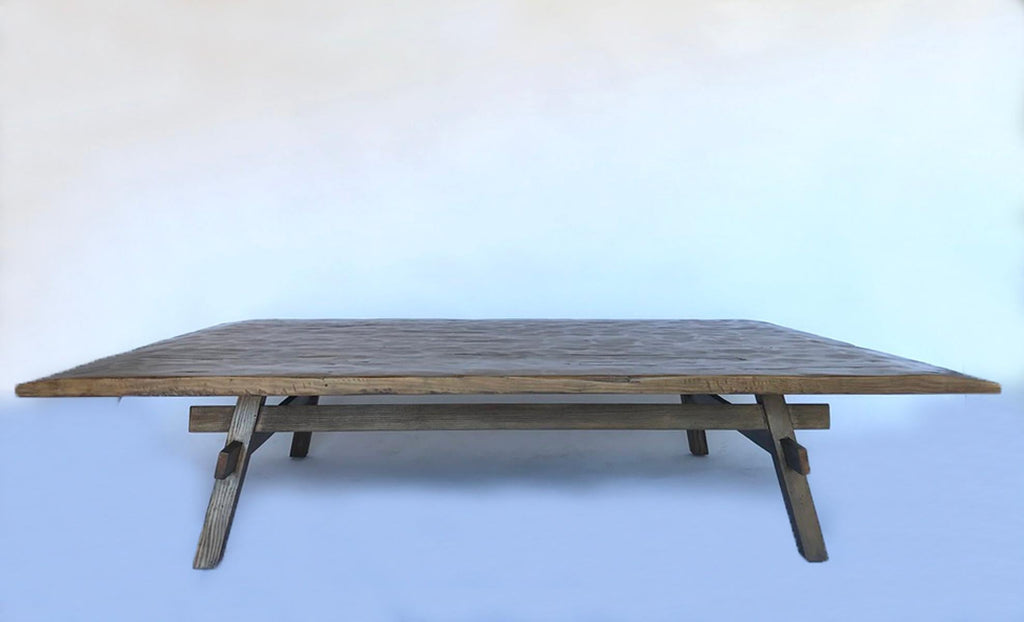 https://a.1stdibscdn.com/custom-rustic-coffee-table-with-hand-hewn-top-for-sale-picture-6/f_7978/f_195109921592335629067/10_123det6_master.jpg