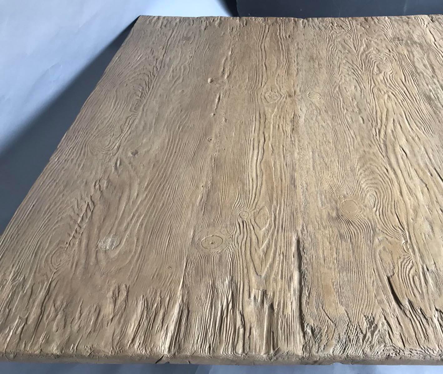https://a.1stdibscdn.com/custom-rustic-reclaimed-wood-coffee-table-for-sale-picture-3/f_7978/f_250367721629864806504/10_125mod1det7_master.jpg