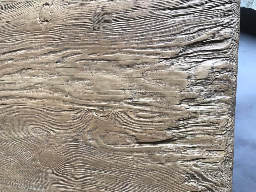 https://a.1stdibscdn.com/custom-rustic-reclaimed-wood-coffee-table-for-sale-picture-6/f_7978/f_250367721629864806740/10_125mod1det8_master.jpg
