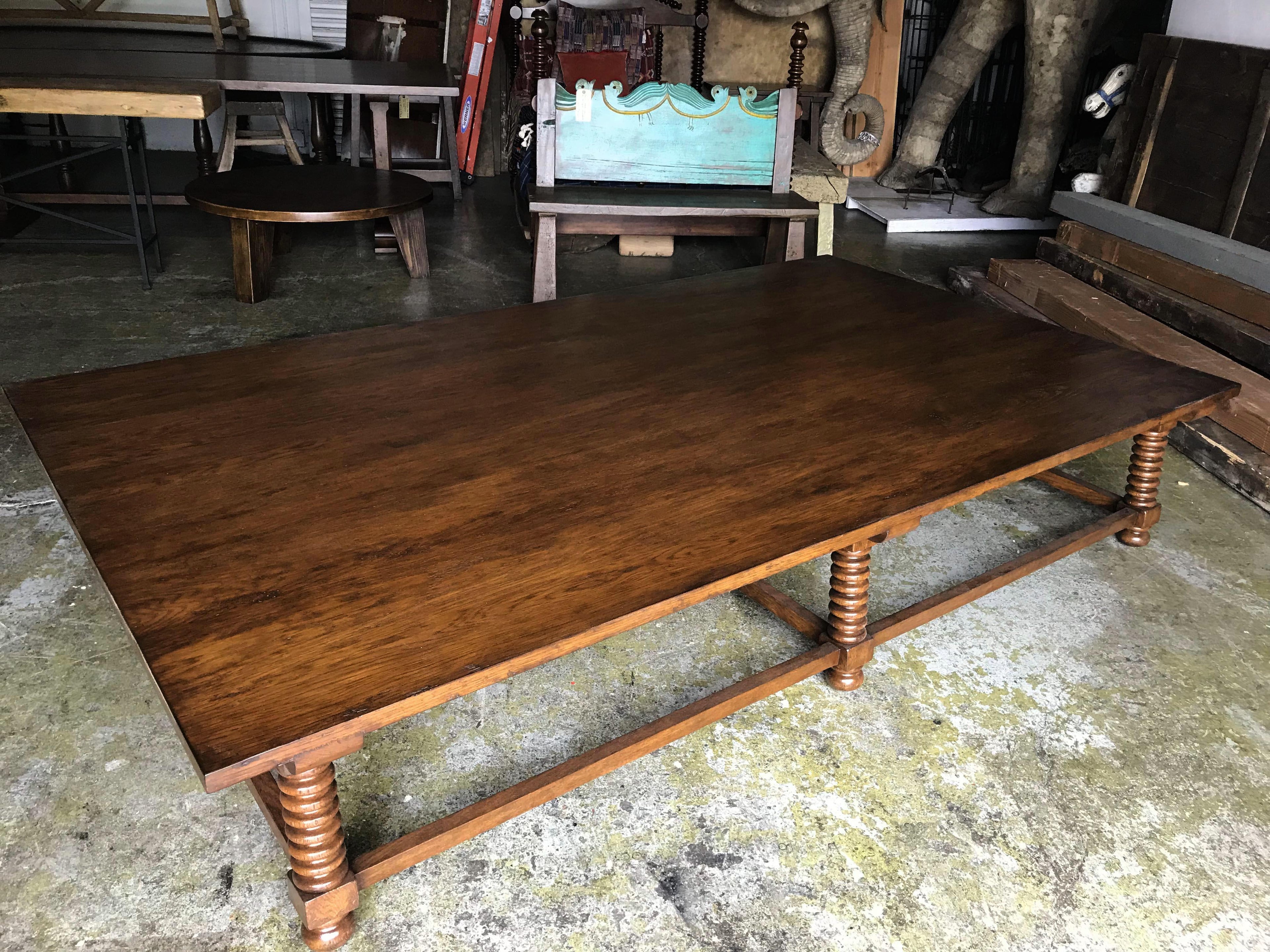 https://a.1stdibscdn.com/dos-gallos-custom-turned-leg-coffee-table-for-sale-picture-8/f_7978/f_333973121679349318092/10_126det9_master.jpg