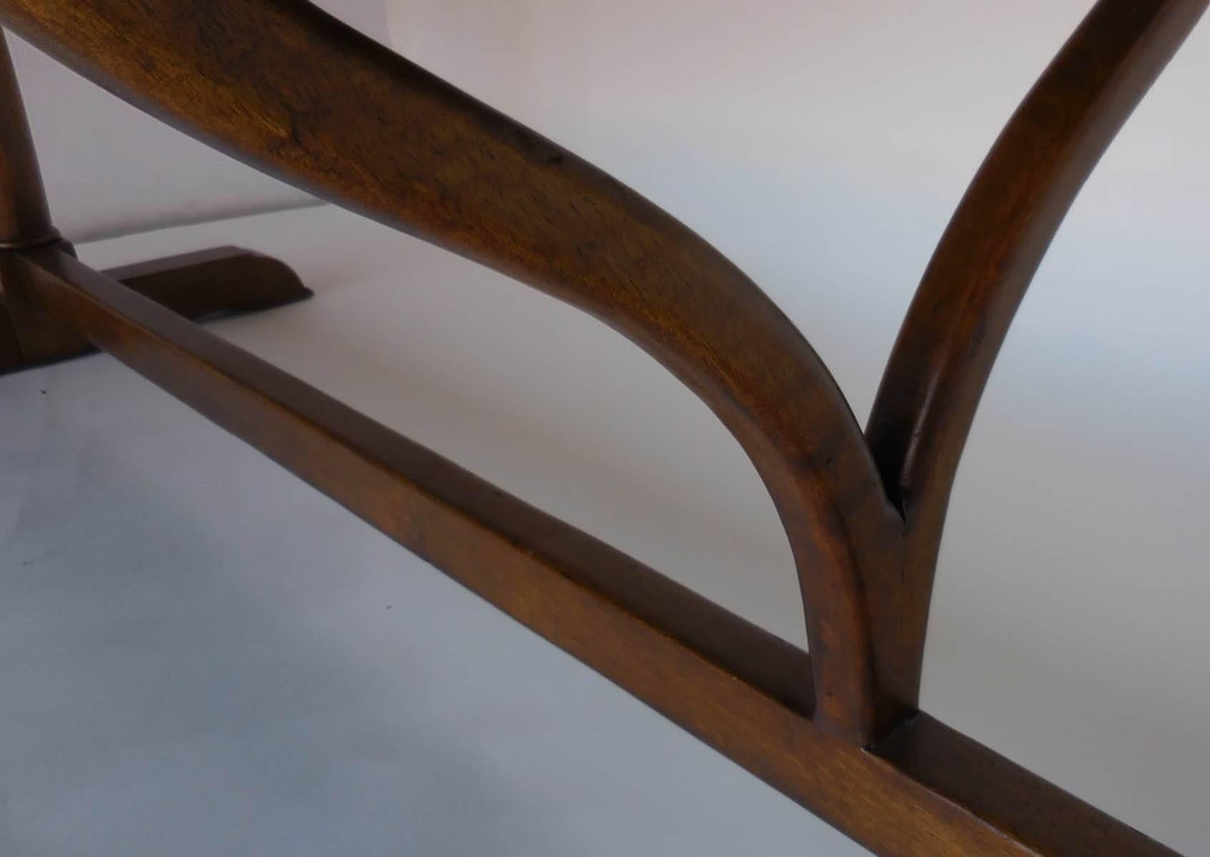 https://a.1stdibscdn.com/dos-gallos-custom-oval-wine-tasting-table-in-walnut-for-sale-picture-8/f_7978/f_112061431530038890593/10_13mod5det7_master.jpg