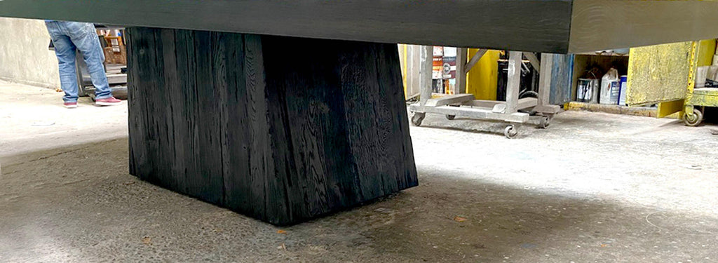 https://a.1stdibscdn.com/large-scale-modern-rustic-table-for-sale-picture-10/f_7978/f_179180921581459255525/10_28det10_master.jpg