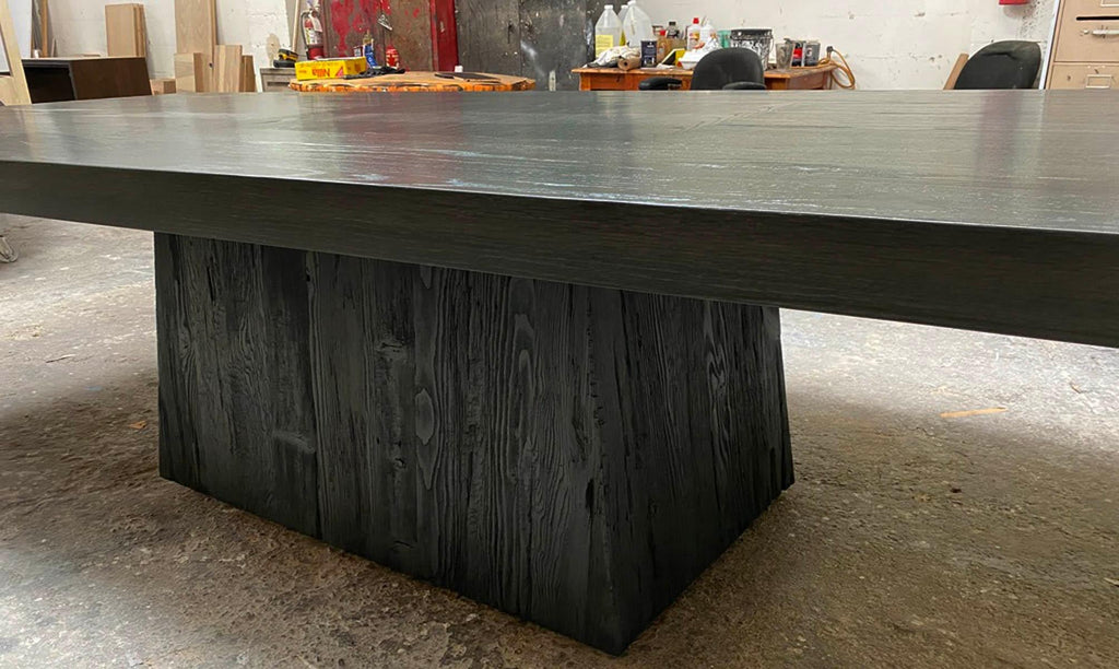 https://a.1stdibscdn.com/large-scale-modern-rustic-table-for-sale-picture-5/f_7978/f_179180921581459249933/10_28det5_master.jpg