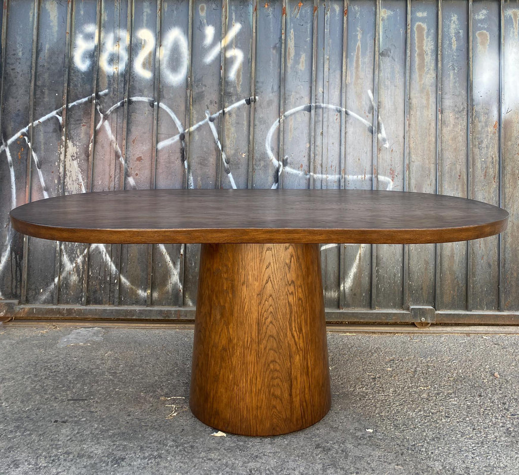 https://a.1stdibscdn.com/dos-gallos-custom-oak-oval-top-table-with-tapered-base-for-sale-picture-4/f_7978/f_404113621719781173822/10_32MAIN_master.jpg
