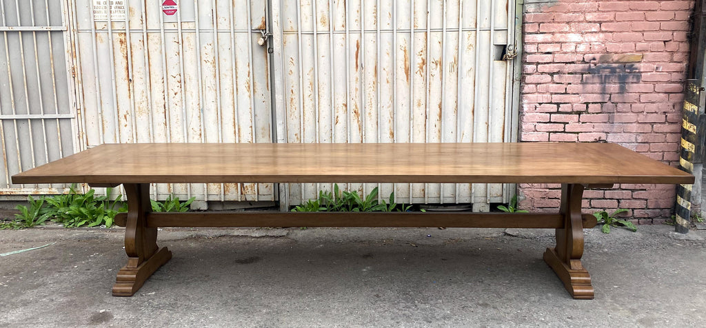 https://a.1stdibscdn.com/dos-gallos-custom-walnut-trestle-table-for-sale-picture-4/f_7978/f_447567821745598399181/10_7mod4det1_master.jpg