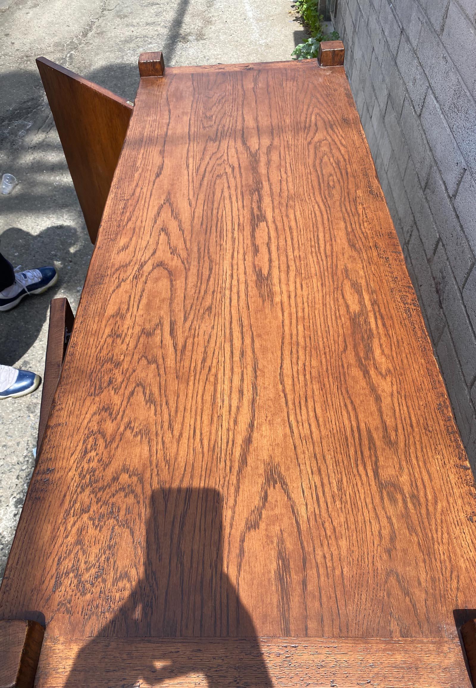https://a.1stdibscdn.com/dos-gallos-custom-oak-trastero-rustic-cabinet-for-sale-picture-11/f_7978/f_446769421745260862032/10_802mod3det11_master.jpg