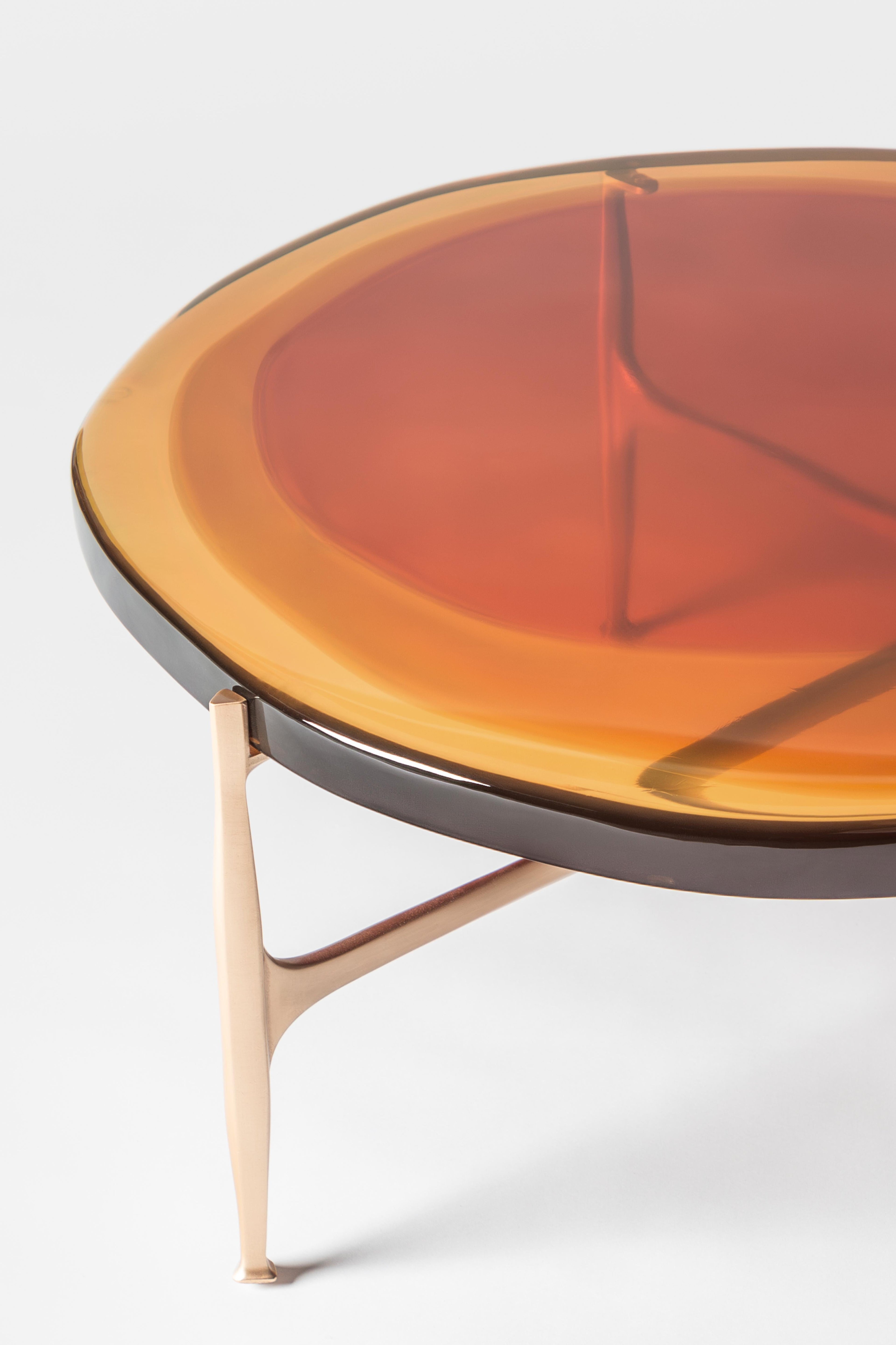 https://a.1stdibscdn.com/agatha-coffee-table-large-by-draga-aurel-resin-and-bronze-21st-century-for-sale-picture-3/f_51502/f_402095521718631613173/10_DA_Agatha_Big_top_by_Federica_Lissoni_master.jpg
