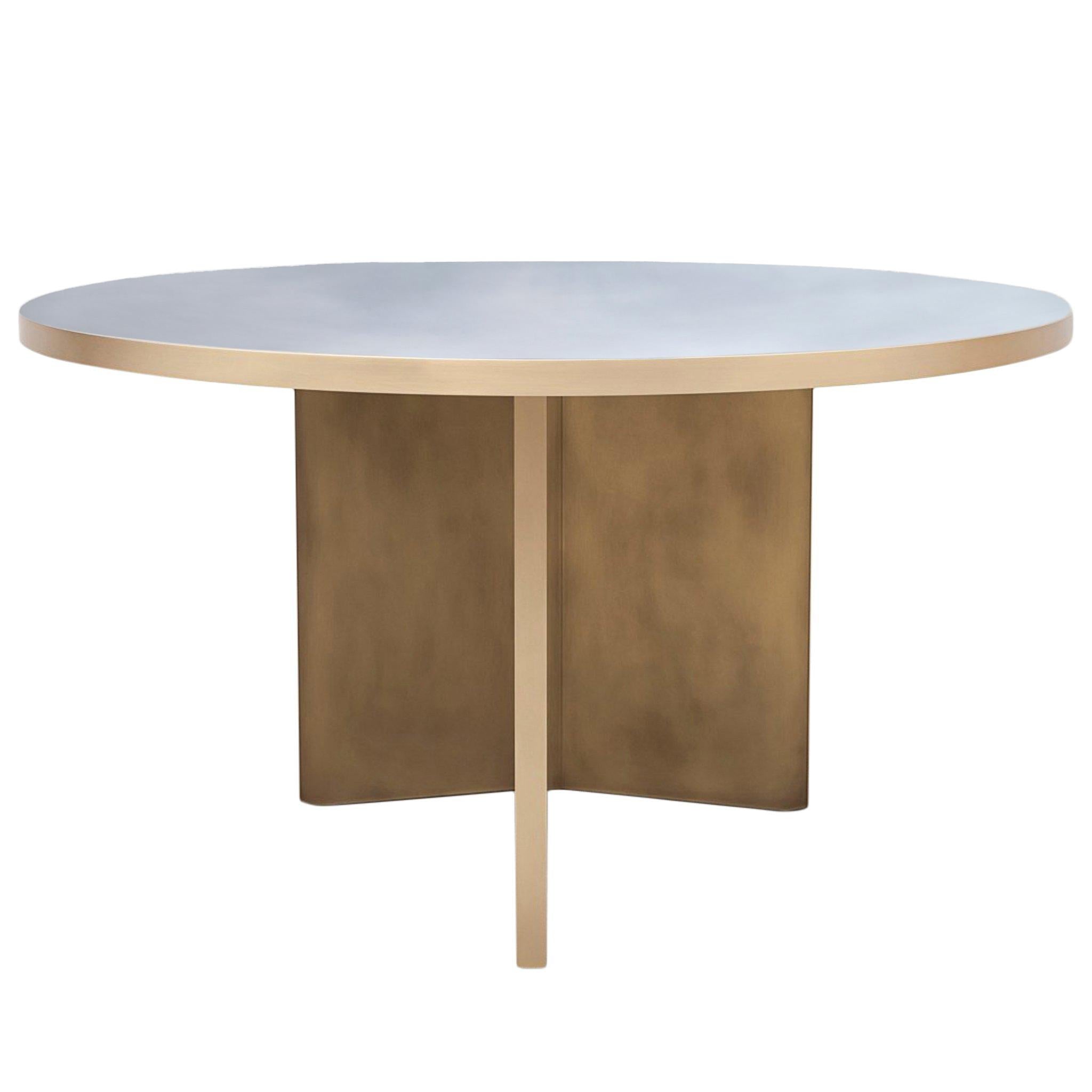 https://a.1stdibscdn.com/vega-dining-table-round-customizable-metal-and-resin-for-sale/3663232/f_111536211531862173439/11153621_org_master.jpg