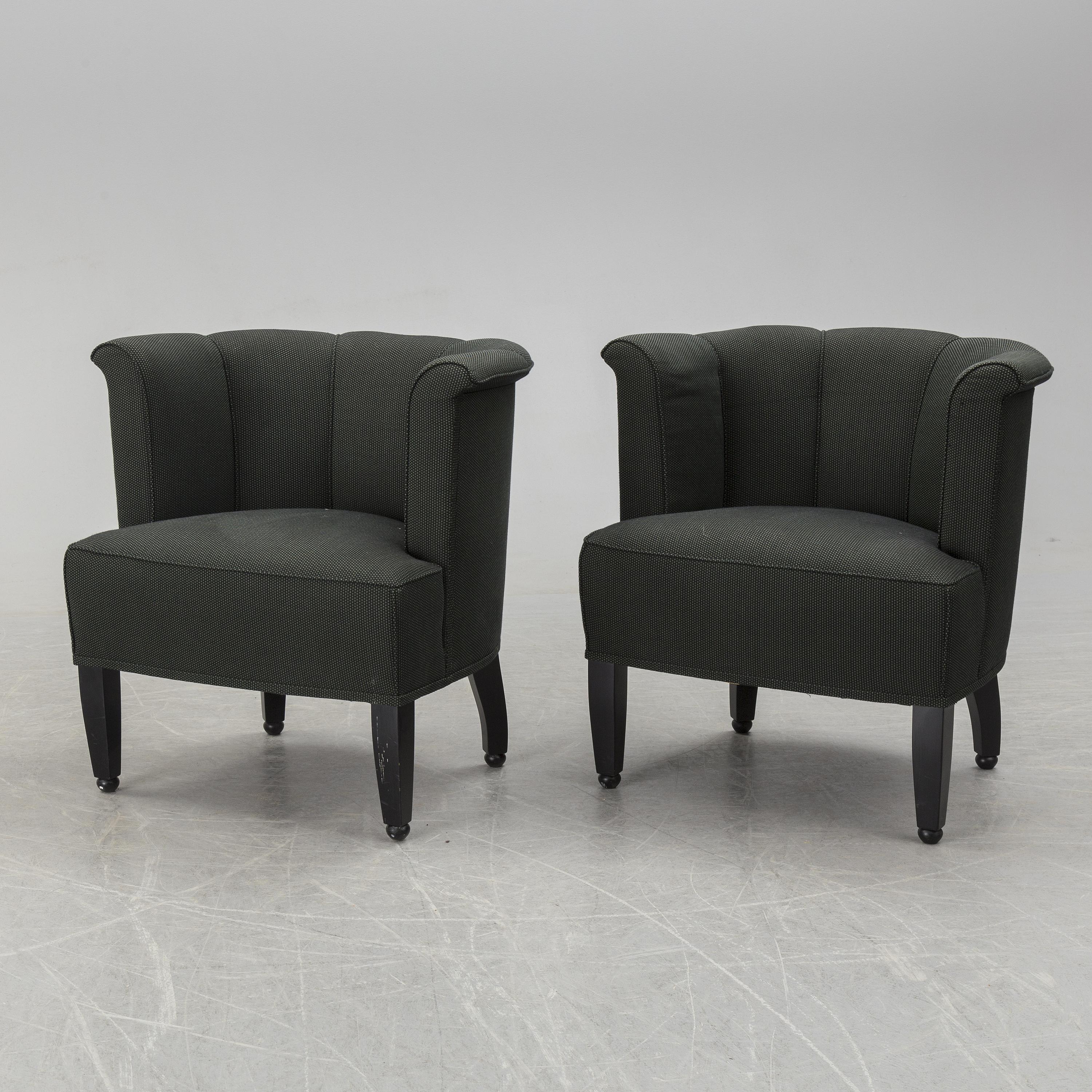 https://a.1stdibscdn.com/wittmann-allegasse-sofa-designed-by-josef-hoffmann-for-sale-picture-8/f_44652/f_216219821606769779429/11326927_fullsize_master.jpg