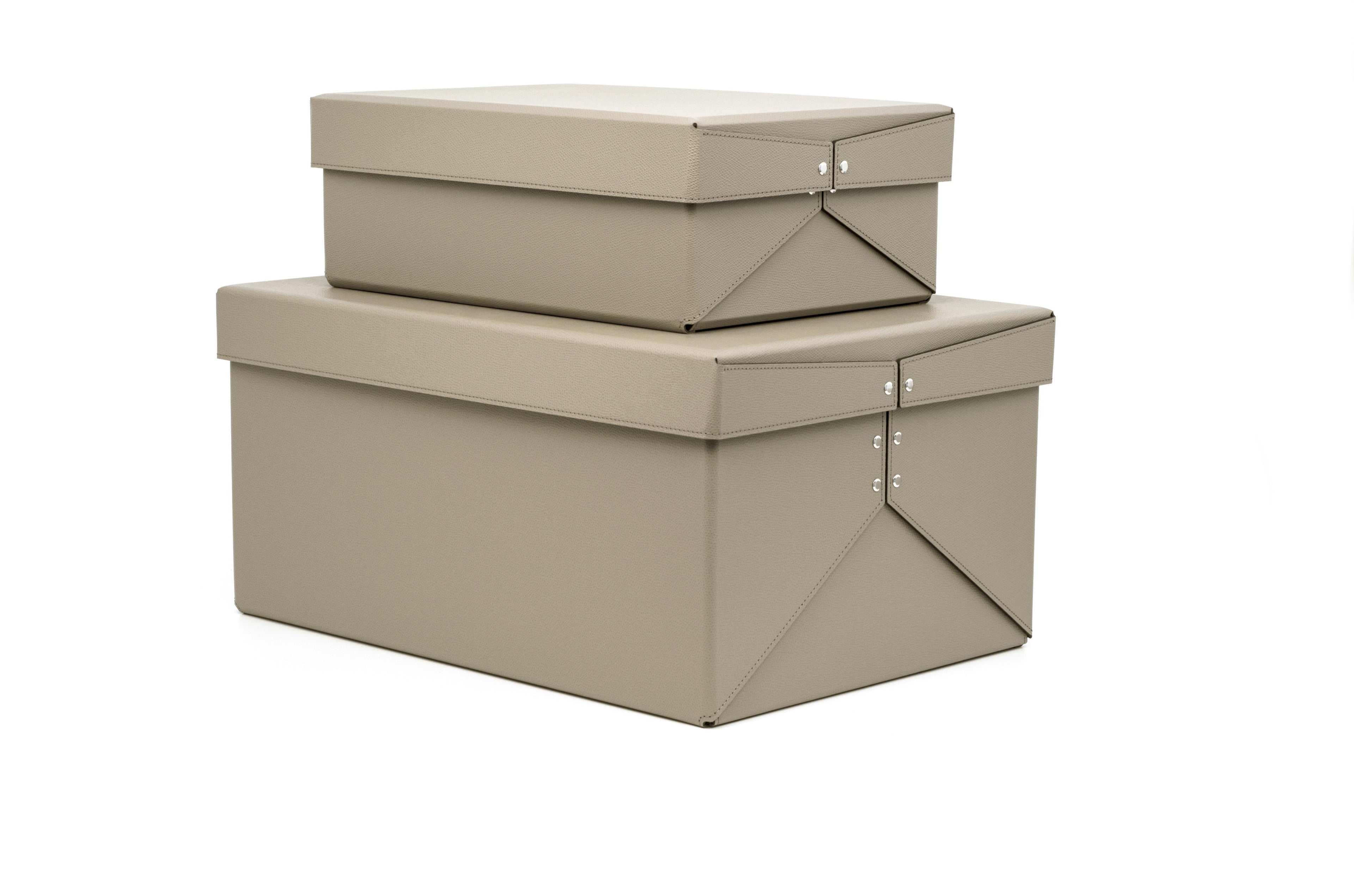 https://a.1stdibscdn.com/21st-century-leather-origami-box-for-closet-wardrobe-handcrafted-in-italy-for-sale-picture-2/f_59351/f_259940021636111205652/1160_1162_083_008_1_master.jpg