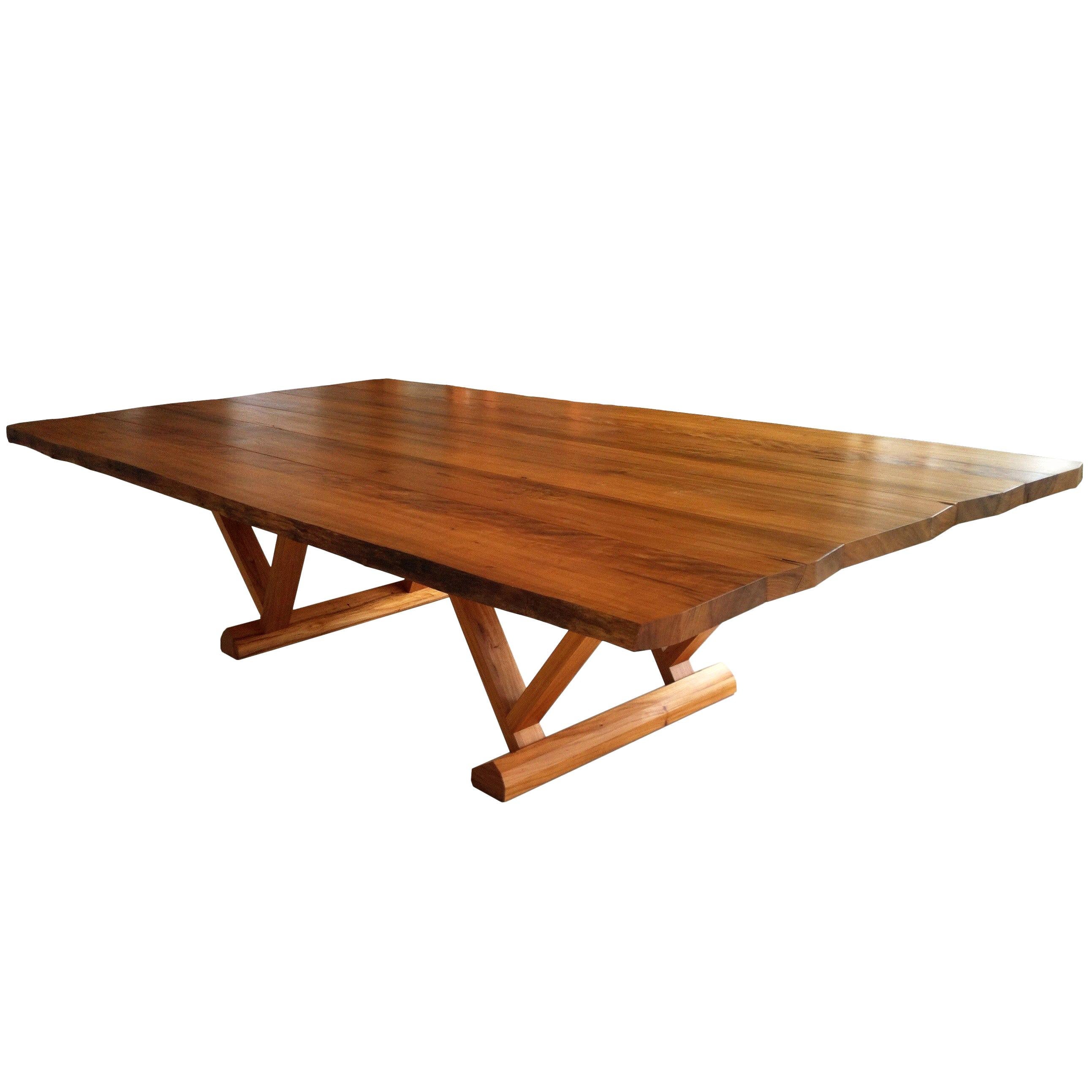 https://a.1stdibscdn.com/dining-table-in-brazilian-hardwood-by-ricardo-graham-ferreira-for-sale/1121189/f_118163731574348599308/11816373_master.jpg