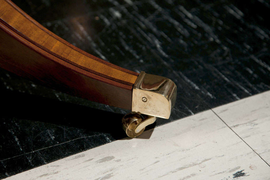 https://a.1stdibscdn.com/archivesE/1stdibs/052011/MillHouseAntiques_AC//13/119T4364.jpg
