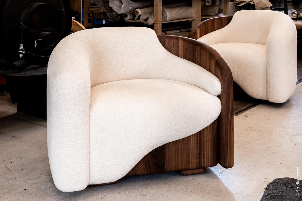 https://a.1stdibscdn.com/bruder-snow-armchair-by-guillaume-chevalier-for-sale-picture-10/f_12192/f_423599521731949548611/11_Ecume_armchair_Guillaume_Chevalier_HD__master.jpg