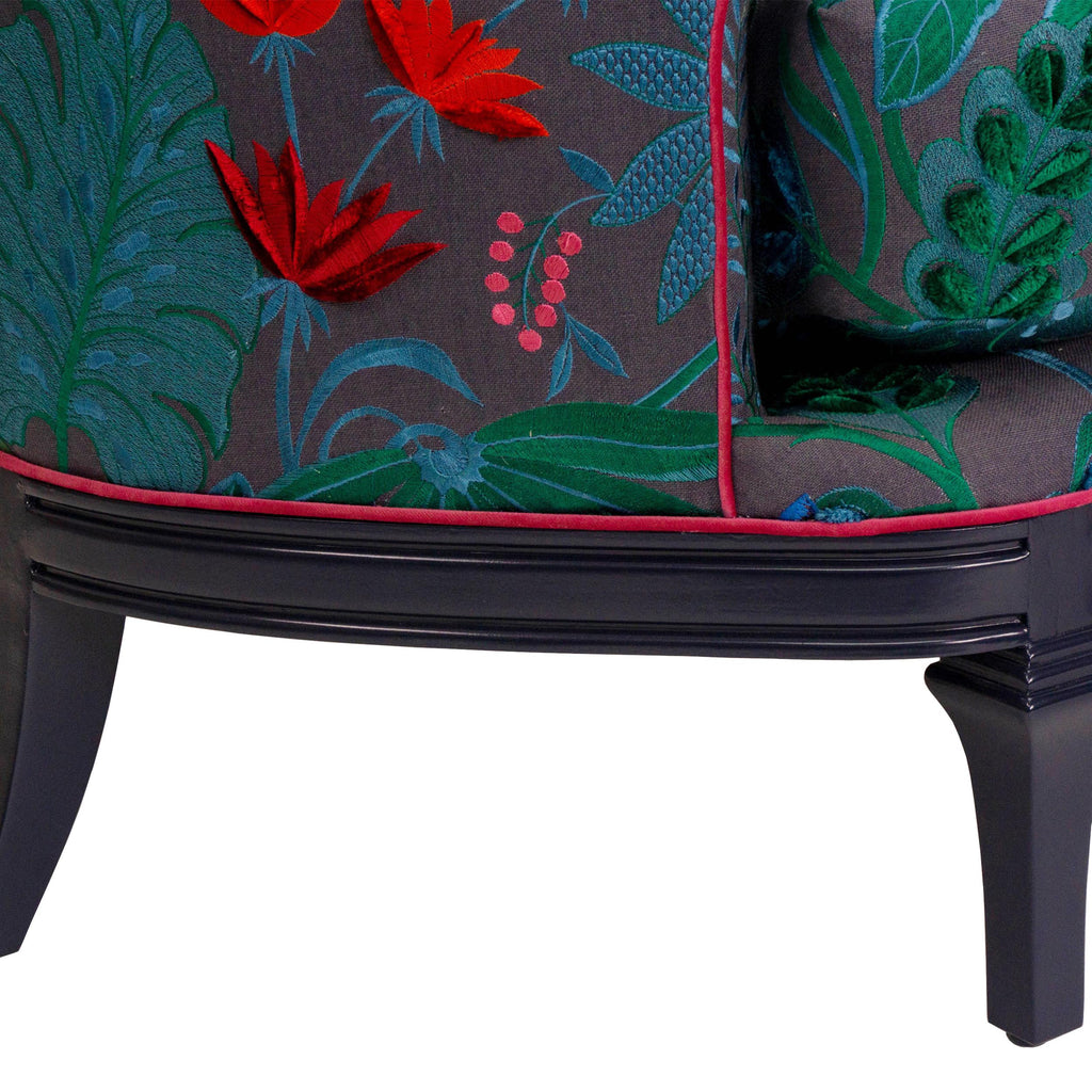https://a.1stdibscdn.com/high-back-barrel-chair-in-colorful-floral-embroidered-linen-for-sale-picture-11/f_21233/f_224745221612901056059/11_master.jpg