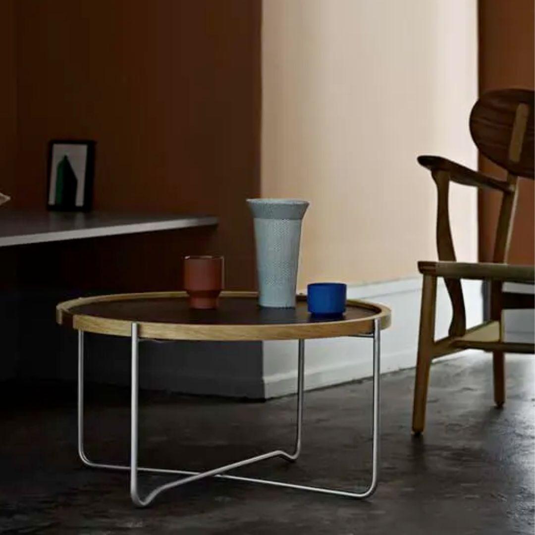 https://a.1stdibscdn.com/hans-j-wegner-ch417-tray-table-in-oak-walnut-laminate-for-carl-hansen-son-for-sale-picture-3/f_14472/f_317263521670986158668/11_master.jpg