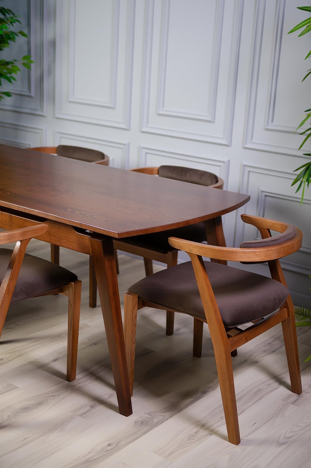 https://a.1stdibscdn.com/acline-brown-solid-wood-dining-table-for-sale-picture-14/f_82682/f_423619421731955970939/121_master.jpg